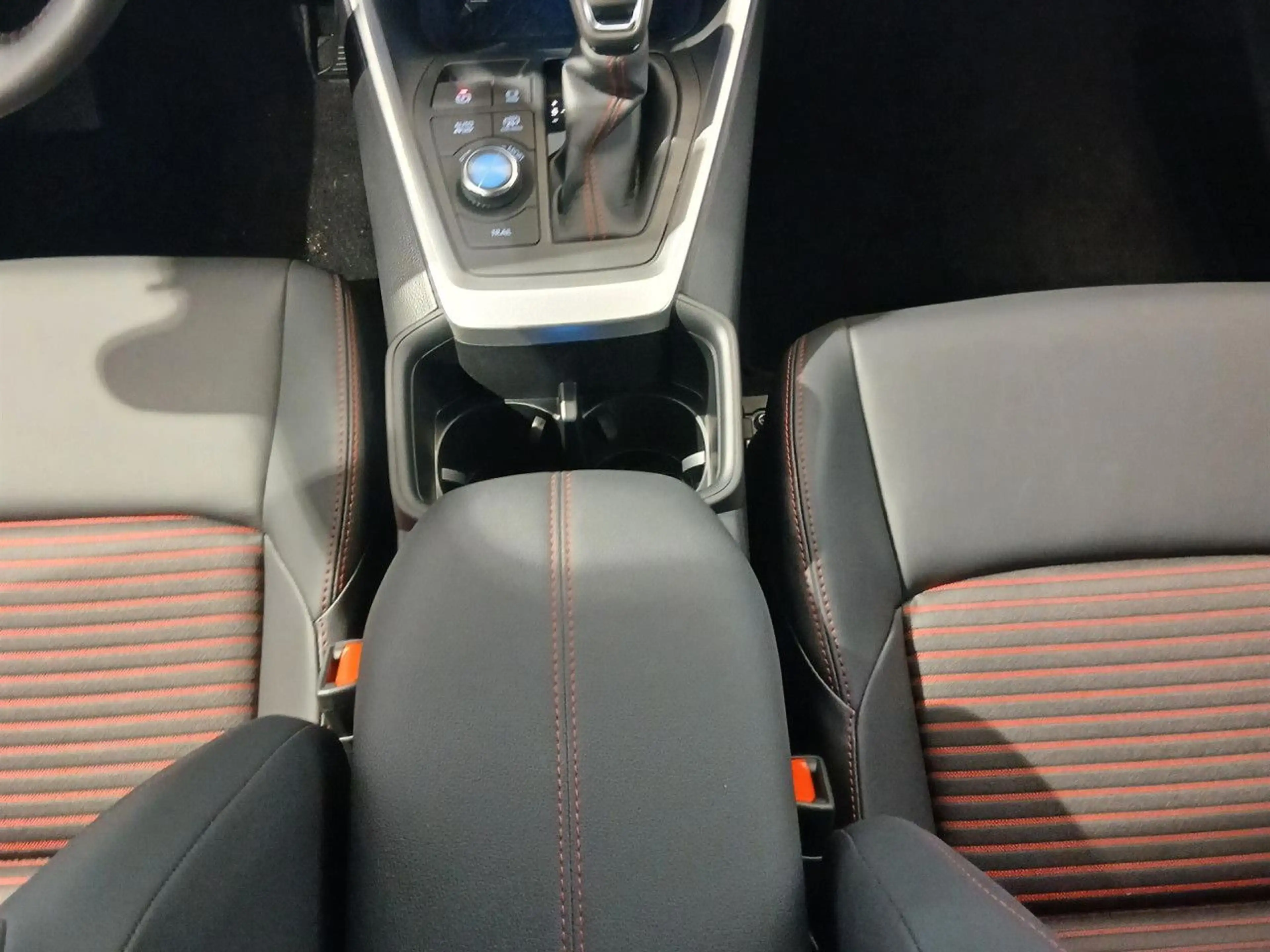 Suzuki Across 2.5 CVT Hybrid Comfort+ ACC/LED/Navi/RFK — photo 11