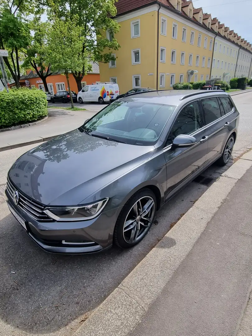 Volkswagen Passat 1.6 TDI SCR BlueMotion Trendline - 1