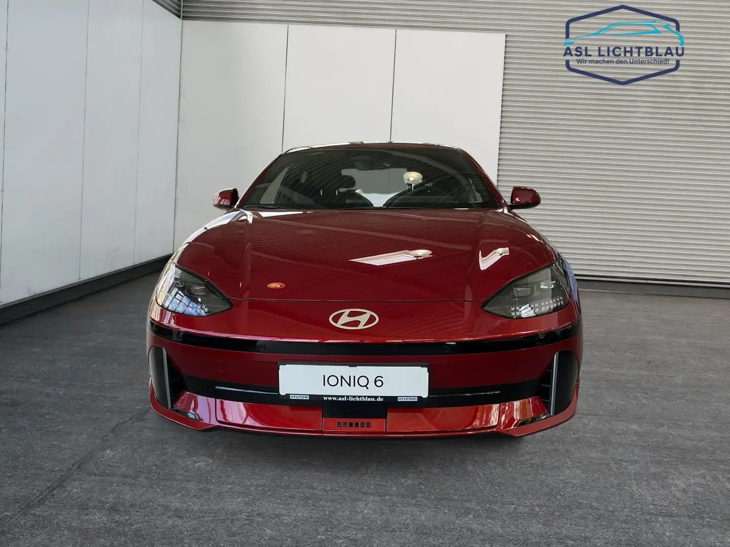 Hyundai IONIQ 6 Allradantrieb 77,4kWh Batt. TECHNIQ 77,4kWh Červená - 2