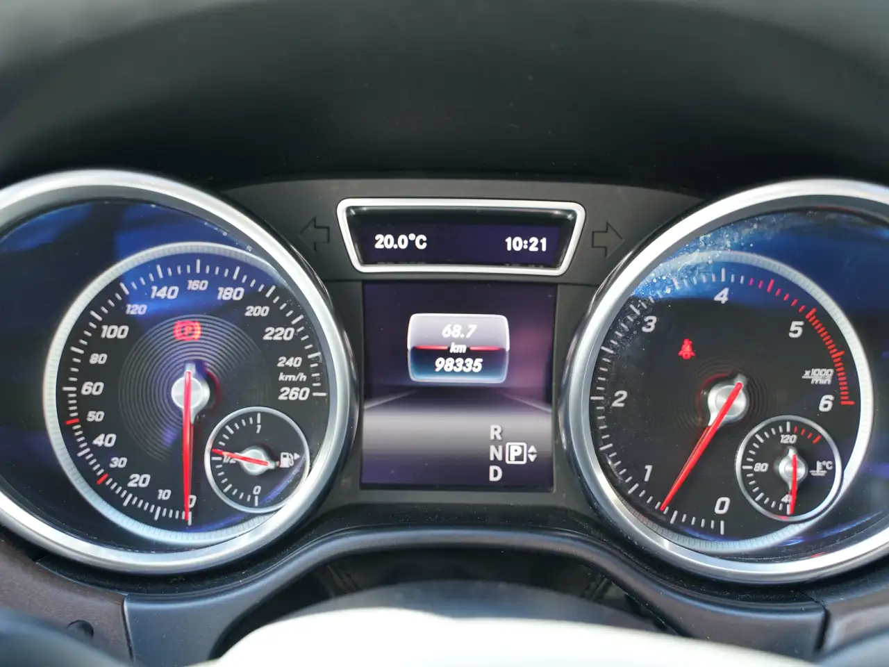 Mercedes-Benz GLE снимка Mercedes-Benz GLE