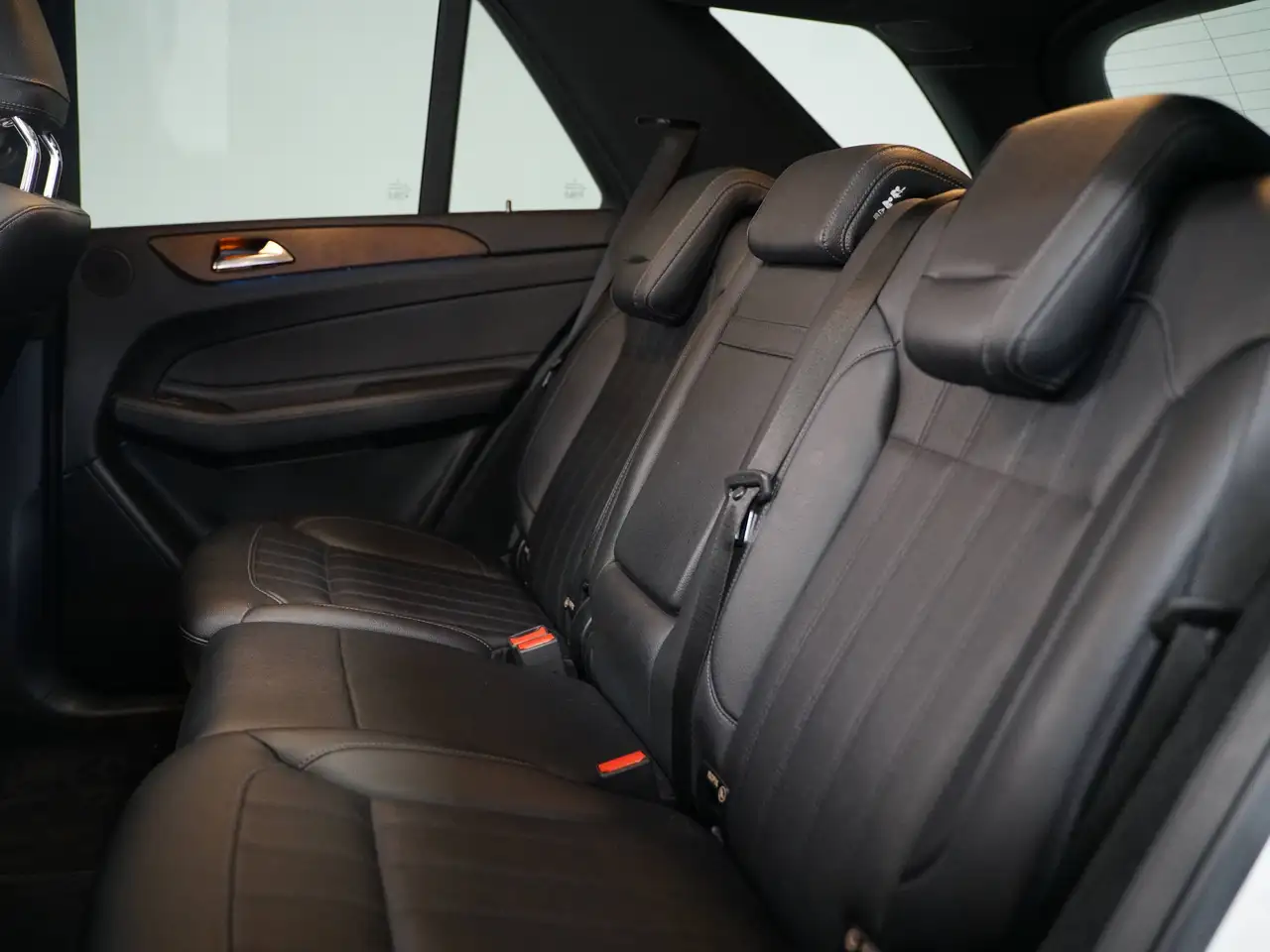 Mercedes-Benz GLE снимка Mercedes-Benz GLE