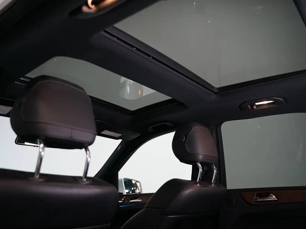 Mercedes-Benz GLE снимка Mercedes-Benz GLE