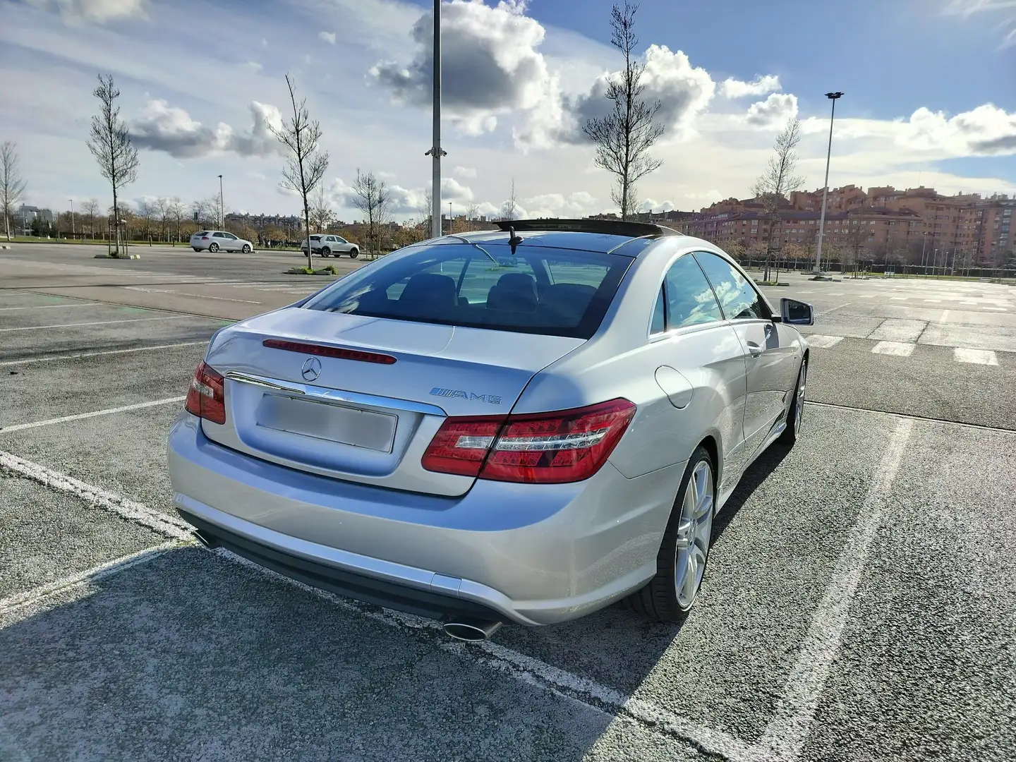 Mercedes-Benz E 350 E Coupé 350CDI BE Aut. Gris - 2