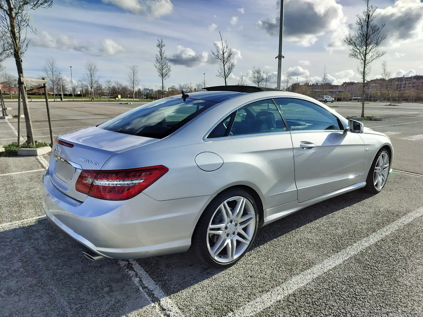 Mercedes-Benz E 350 E Coupé 350CDI BE Aut. Gris - 1