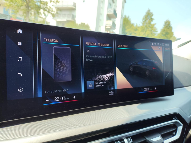 BMW 318 i Touring Navi HUD SHZ Totwinkel Kamera — photo 11