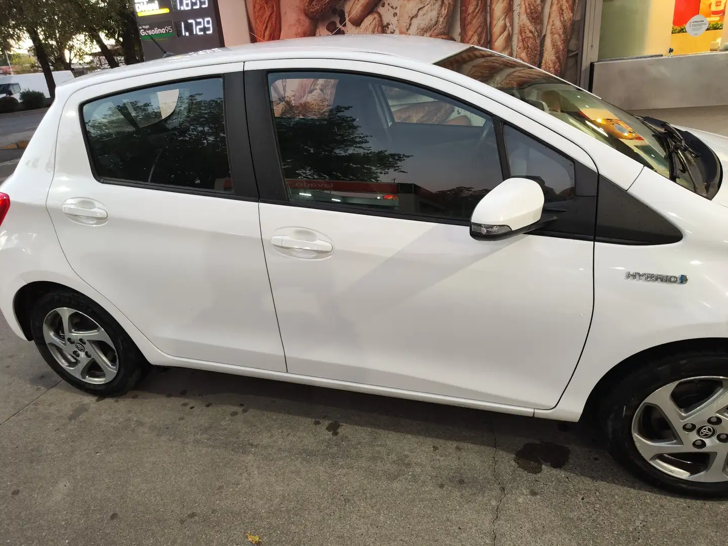 Toyota Yaris HSD 1.5 Active - 2