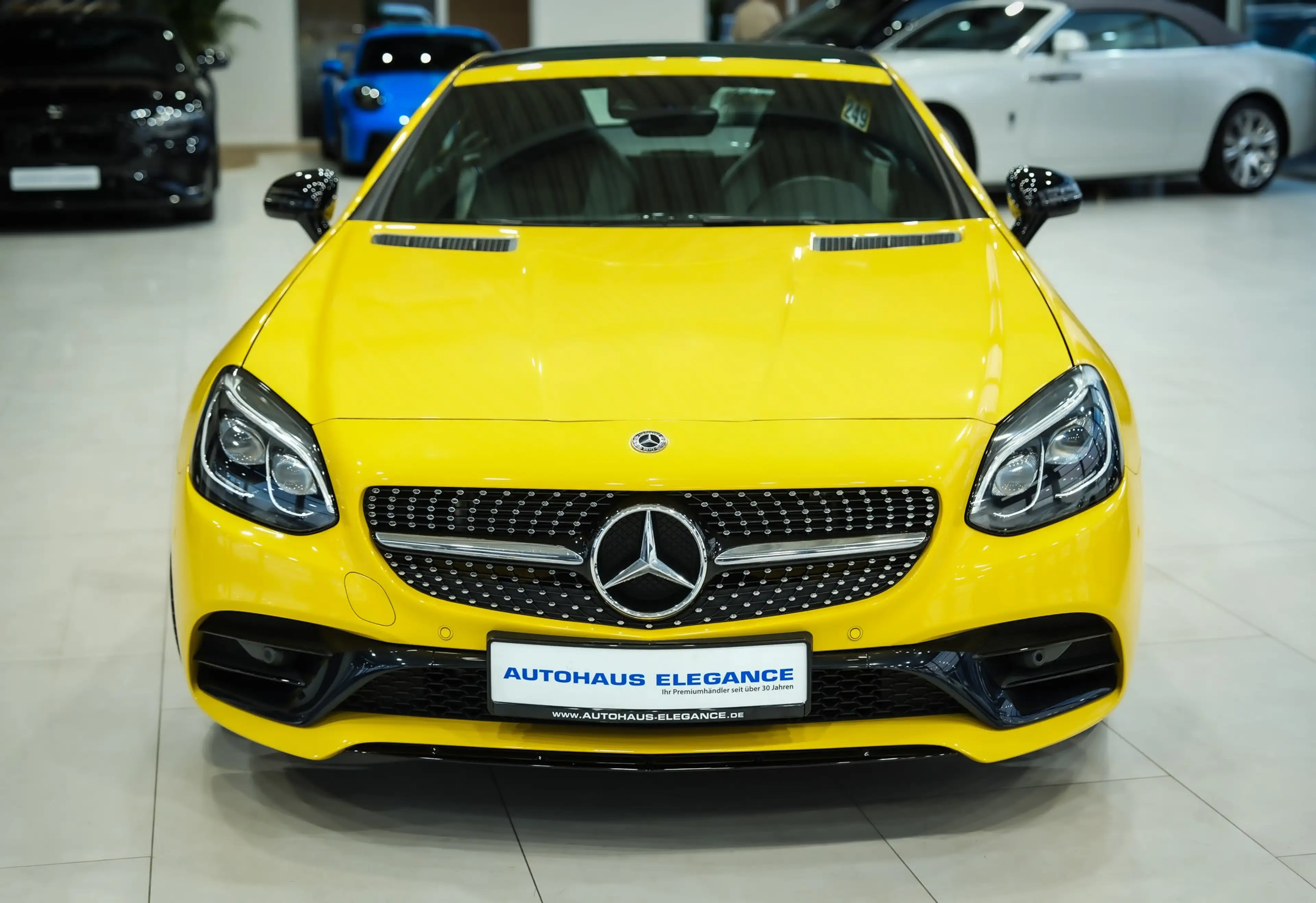 Mercedes-Benz SLC 300 Final Edition*AMG-LINE*SPORTSITZE*KAMERA — photo 5