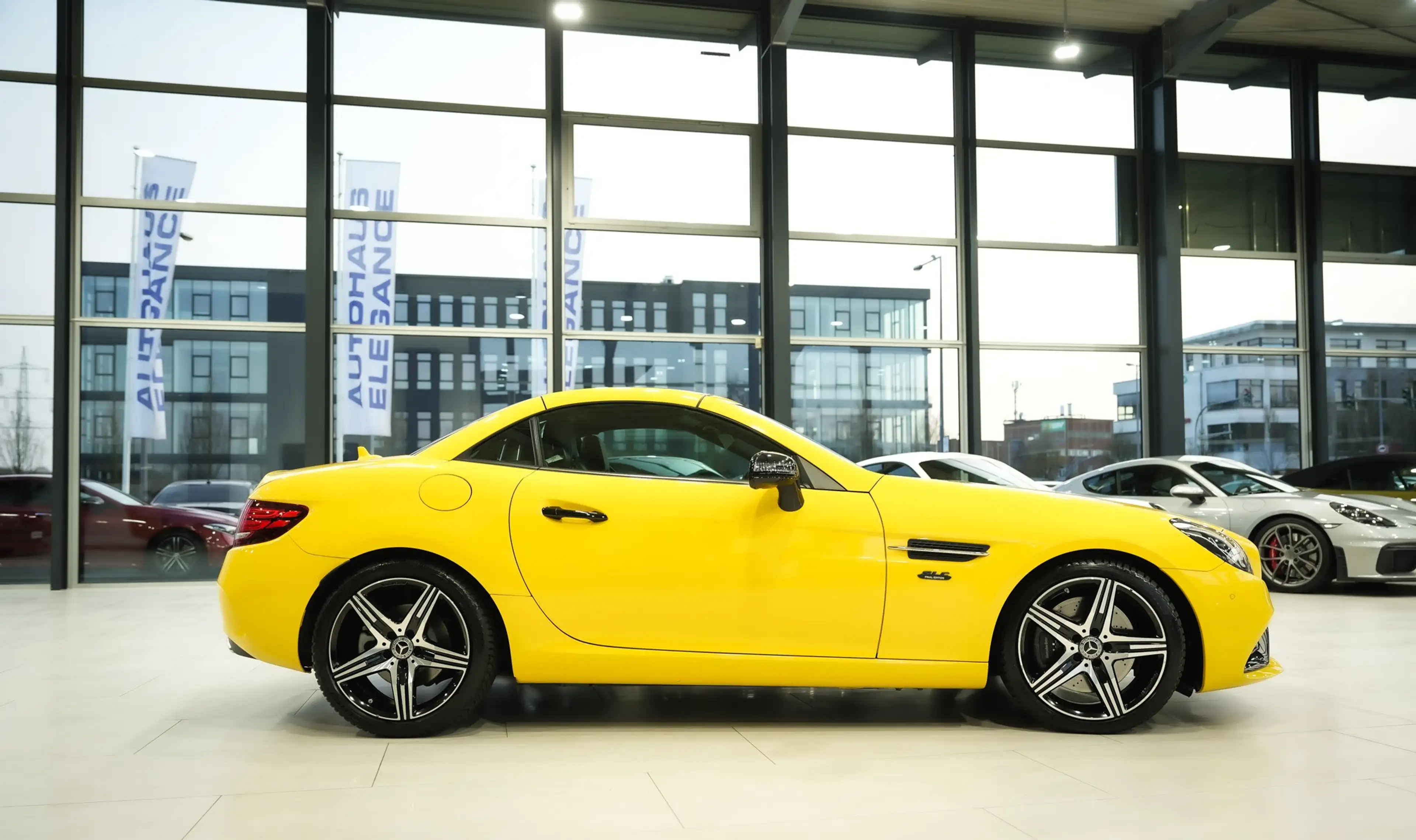 Mercedes-Benz SLC 300 Final Edition*AMG-LINE*SPORTSITZE*KAMERA — photo 7