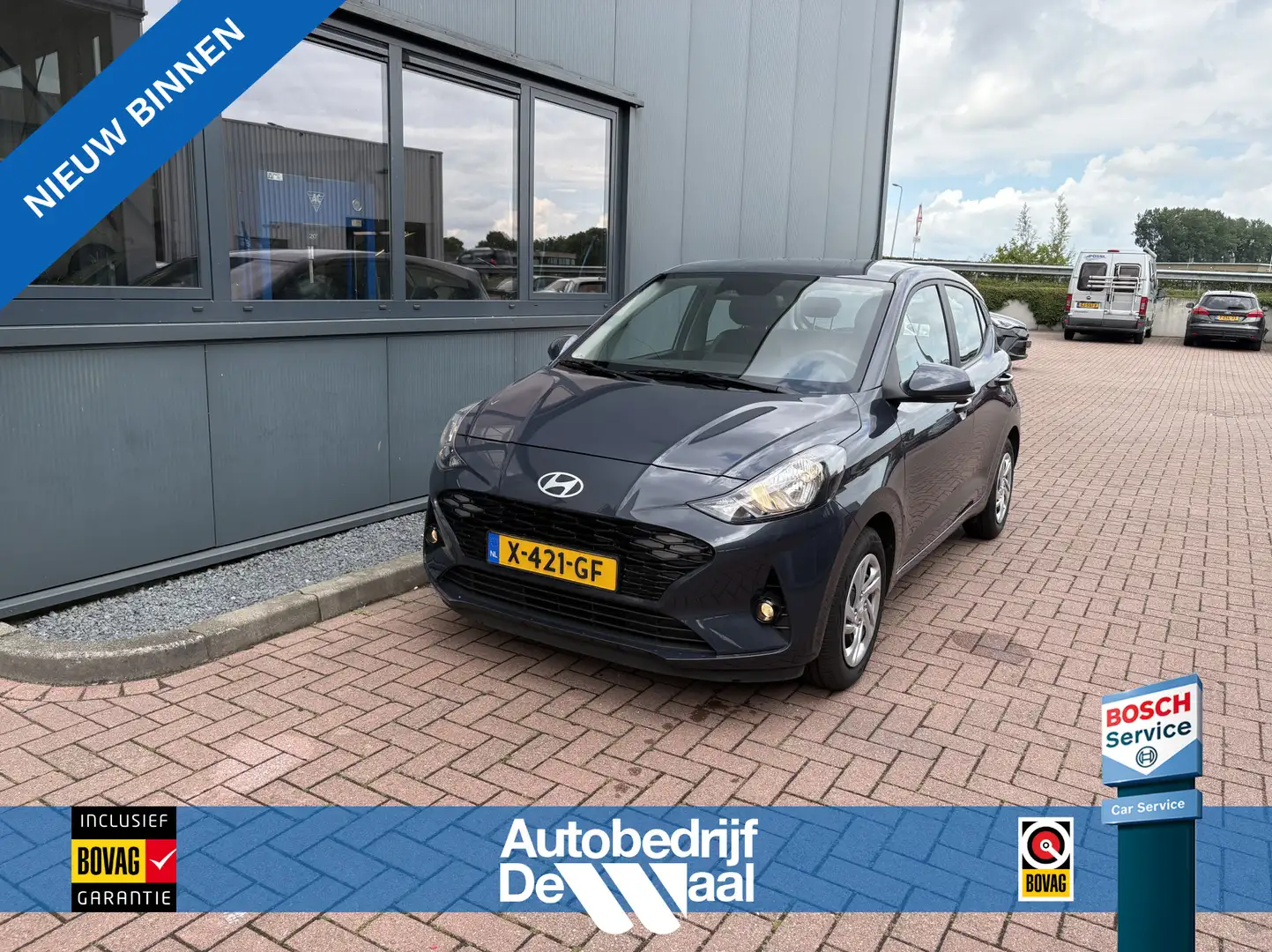Hyundai i10 1.0 Automaat Comfort 5-zits CARPLAY/CRUISE/AIRCO/D Grijs - 1