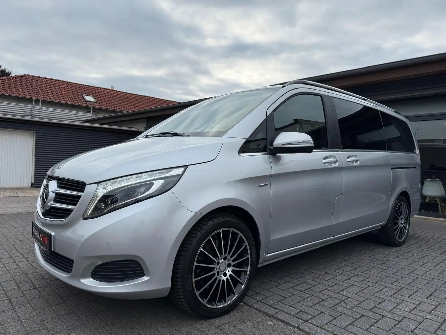 Mercedes-Benz V 250 d 4MATIC/KÜHLSCHRANK/STANDHZG/PANORAMA Argent - 2