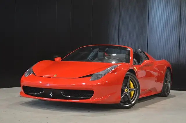 Ferrari 458 Spider 4.5i V8 570ch Rosso Corsa - Lift - Carbon