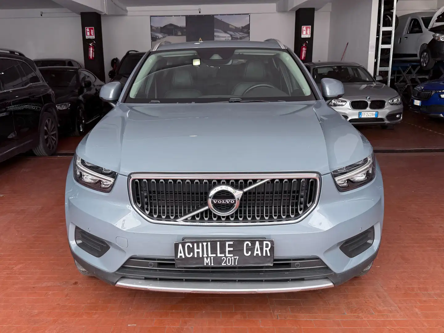 Volvo XC40 D3 AWD Momentum *PREZZO REALE* Szürke - 2