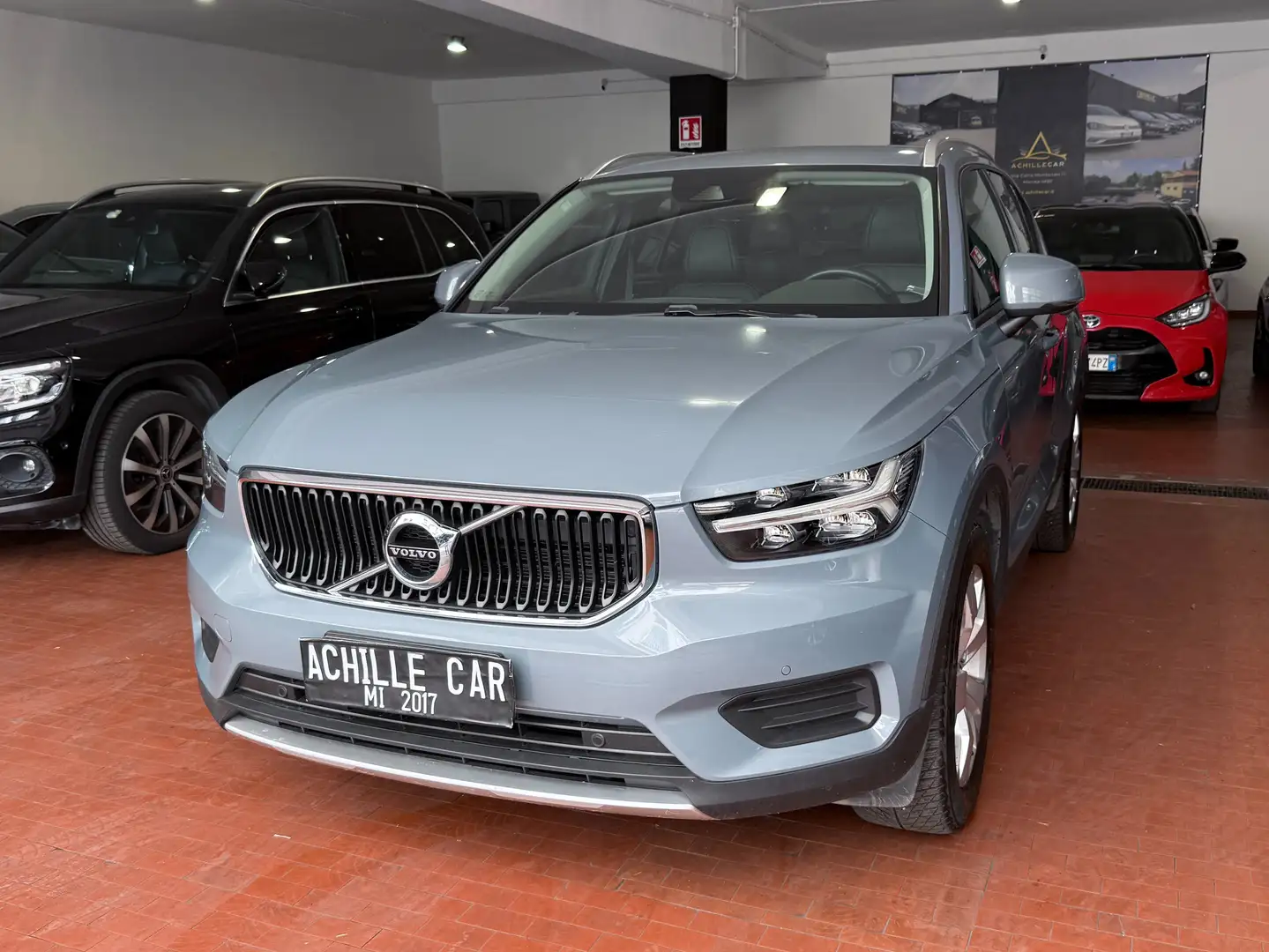 Volvo XC40 D3 AWD Momentum *PREZZO REALE* Szürke - 1
