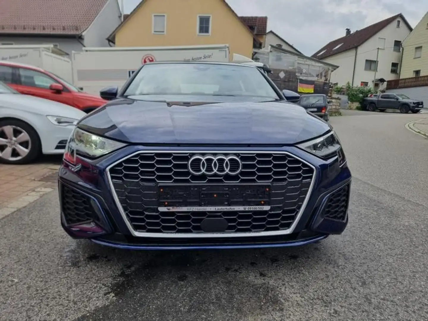 Audi A3 Sportback 35TFSI S-tr. 2x S-Line PANO+LED+AHK Bleu - 2
