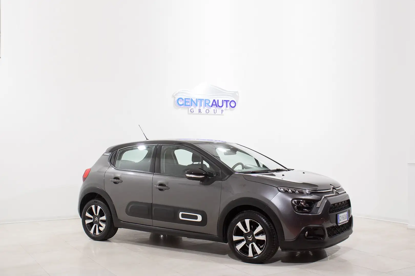 Citroen C3 PURETECH 83cv SHINE *NEOPATENTATI* Grigio - 2