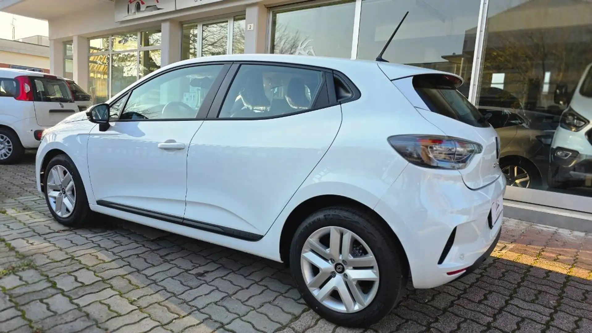 Renault Clio 1.0 eco-g Evolution 100cv GPL KM0 BURATTI PREMIUM Bianco - 2