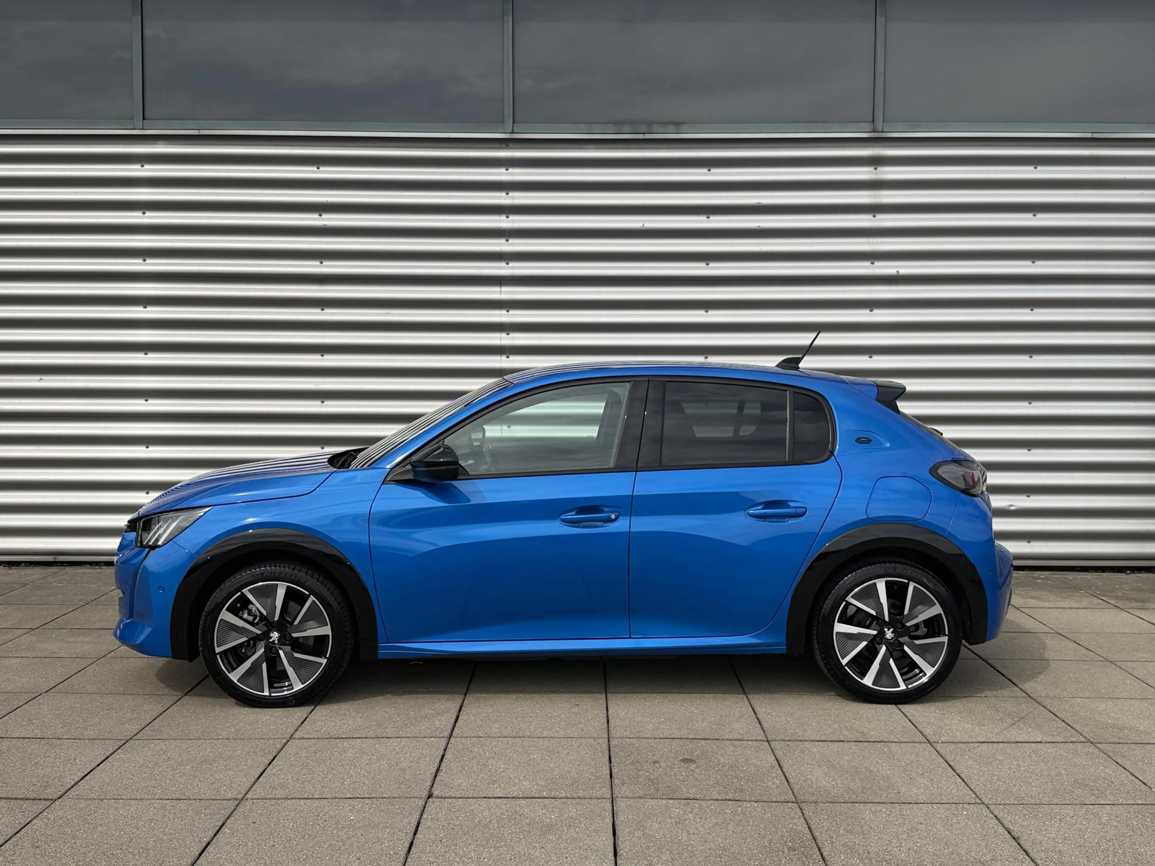 Peugeot e-208 EV GT 350 50 kWh Navigatie | Camera | LED | Climat — photo 6