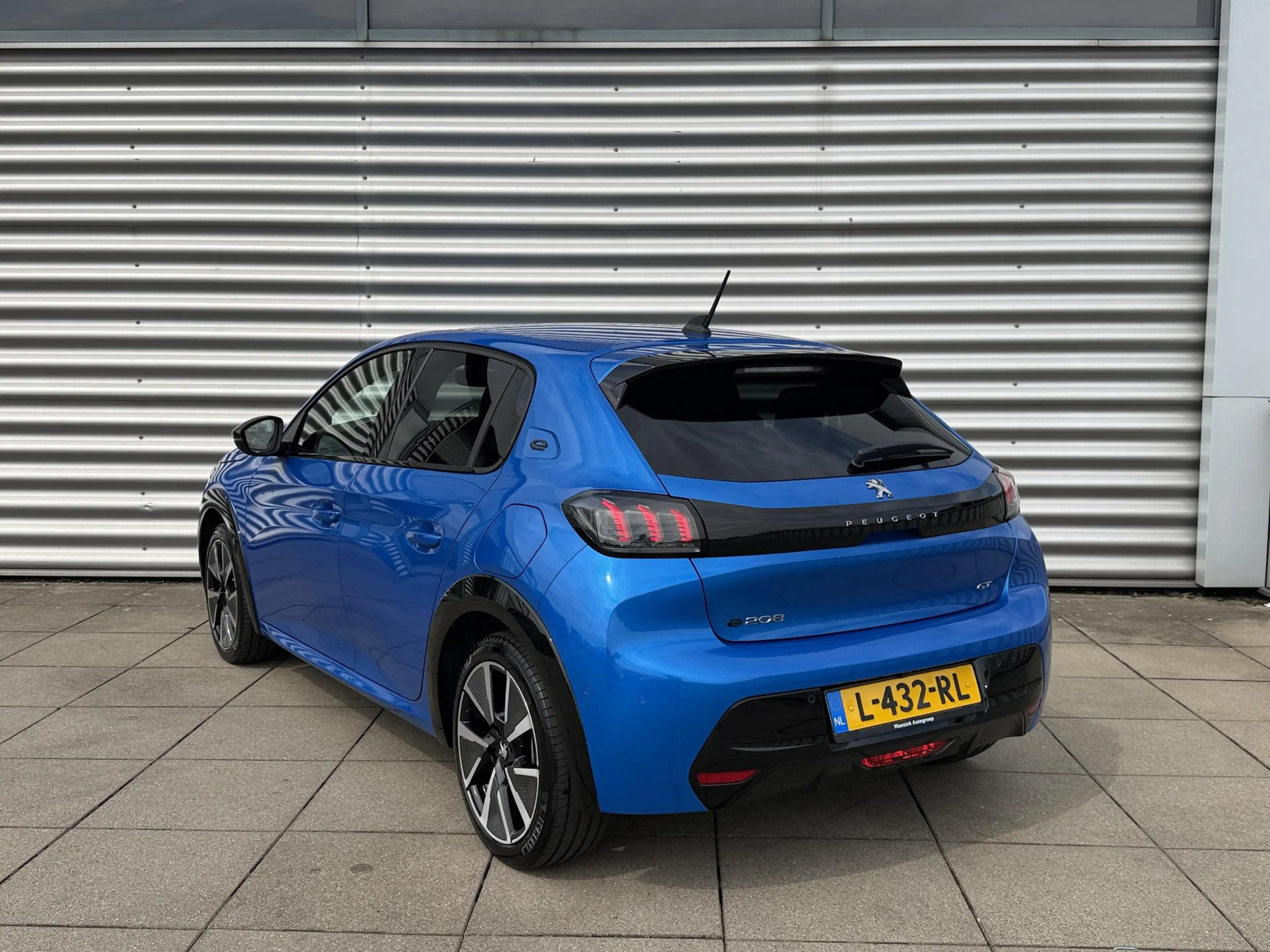 Peugeot e-208 EV GT 350 50 kWh Navigatie | Camera | LED | Climat — photo 4