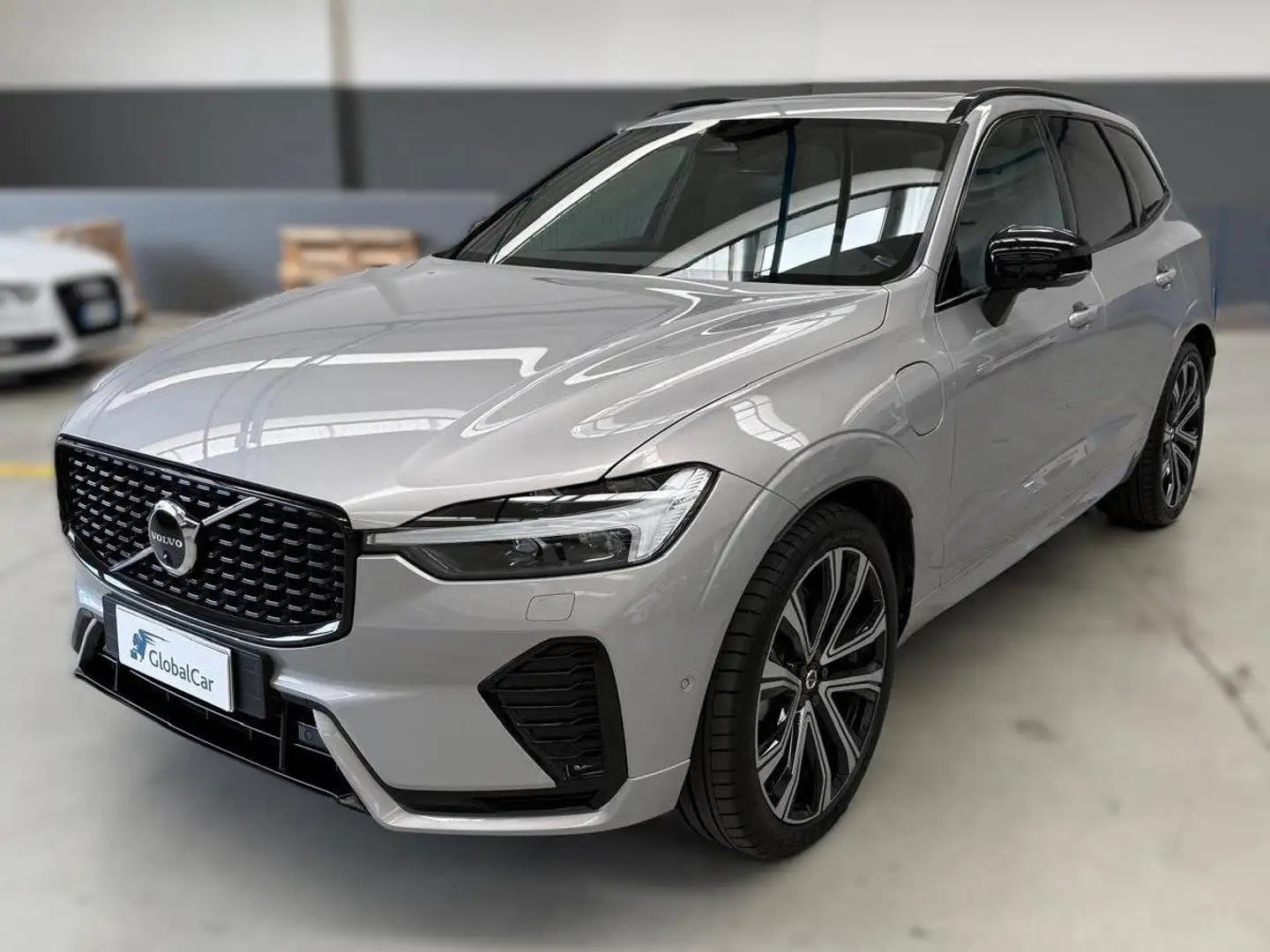 Volvo XC60 XC60 2.0 t6 recharge phev R-design AWD Grigio - 1