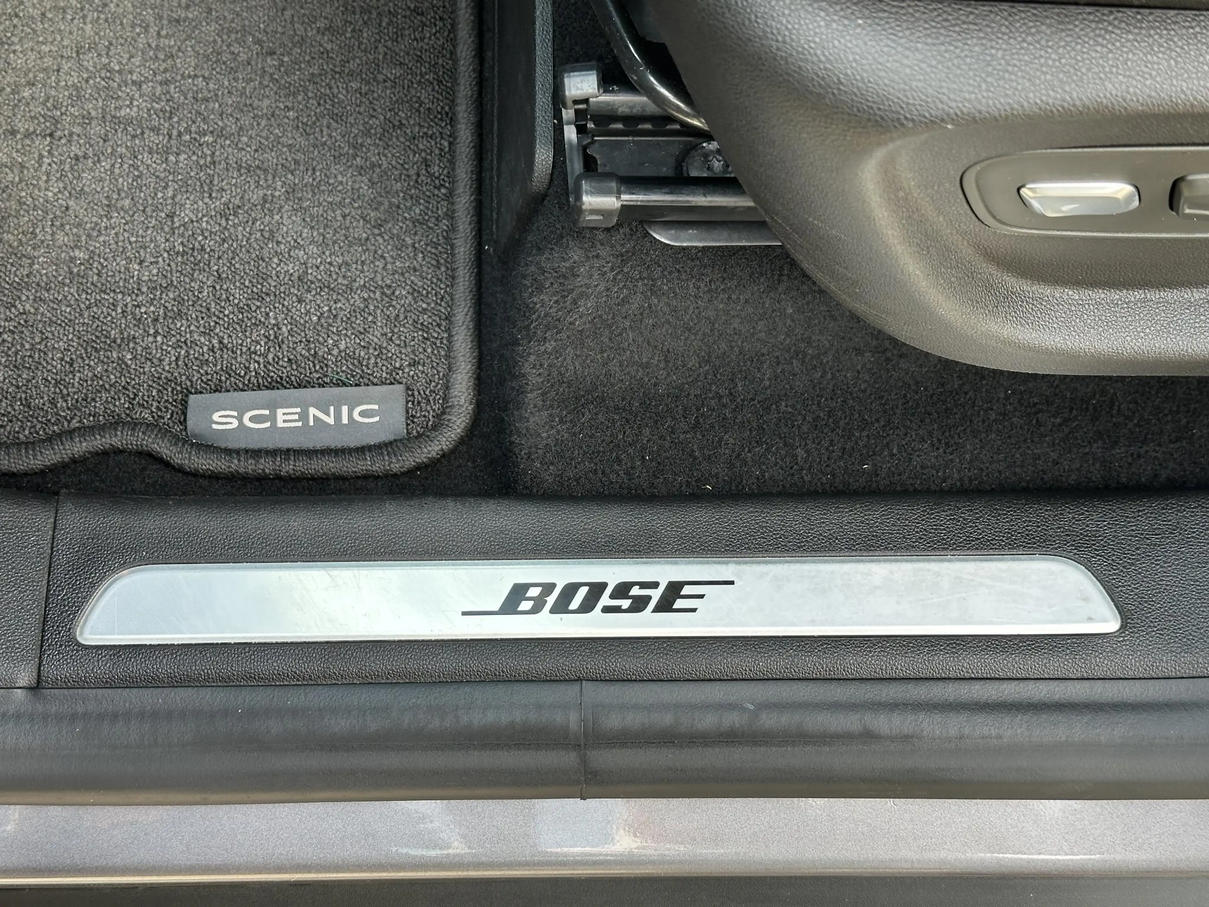 Renault Grand Scenic Energy TCe 130 Bose l Origineel NL l Trekhaak l De — photo 12