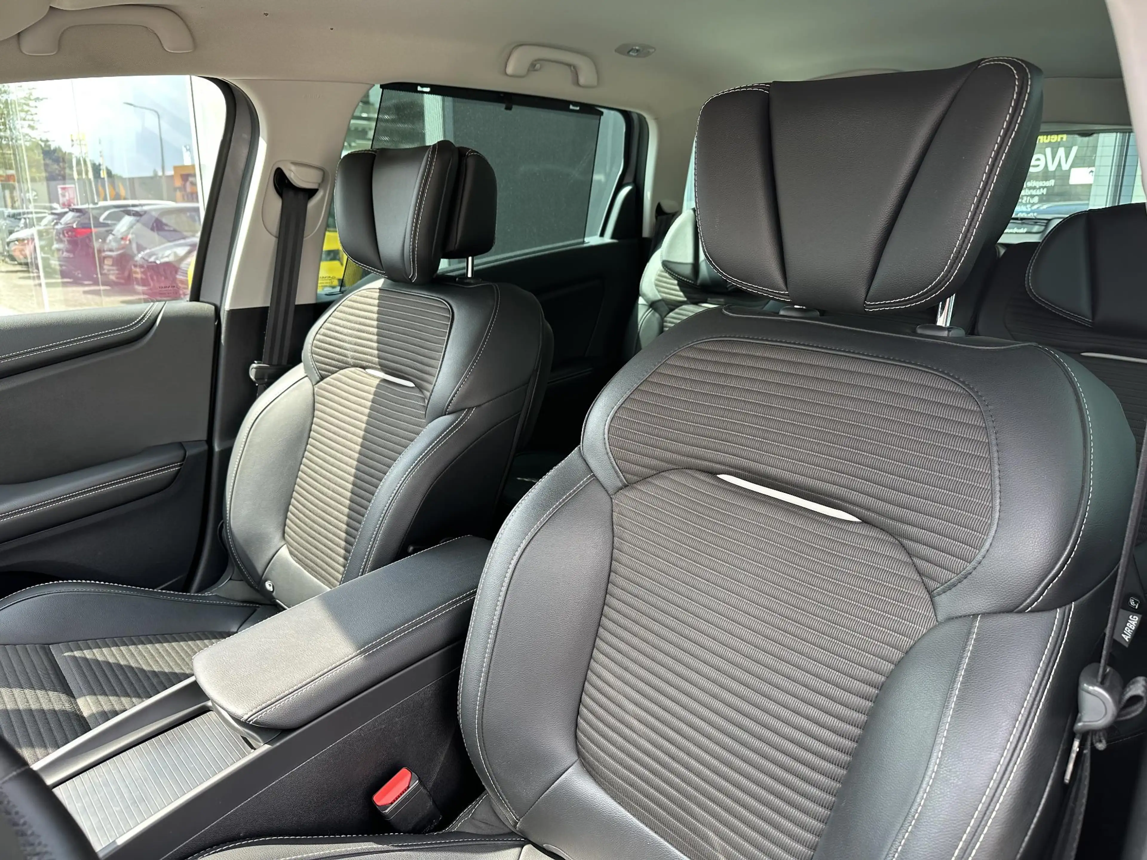 Renault Grand Scenic Energy TCe 130 Bose l Origineel NL l Trekhaak l De — photo 8