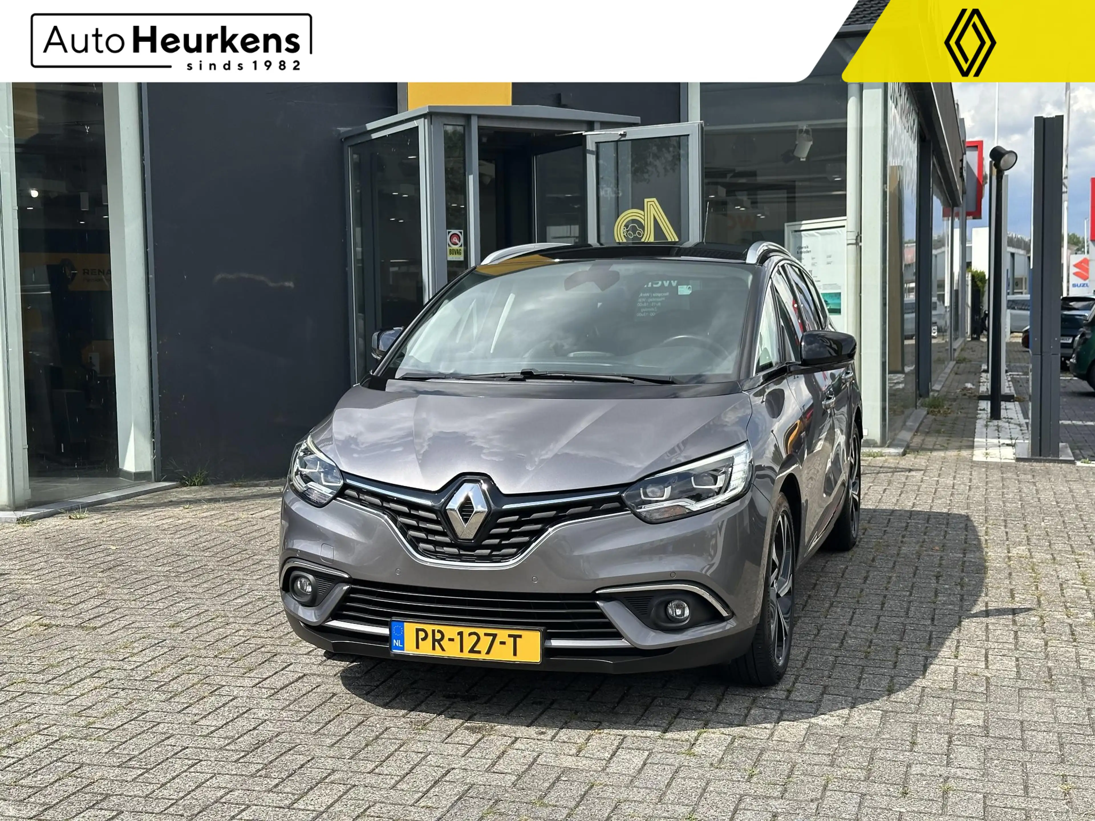 Renault Grand Scenic Energy TCe 130 Bose l Origineel NL l Trekhaak l De