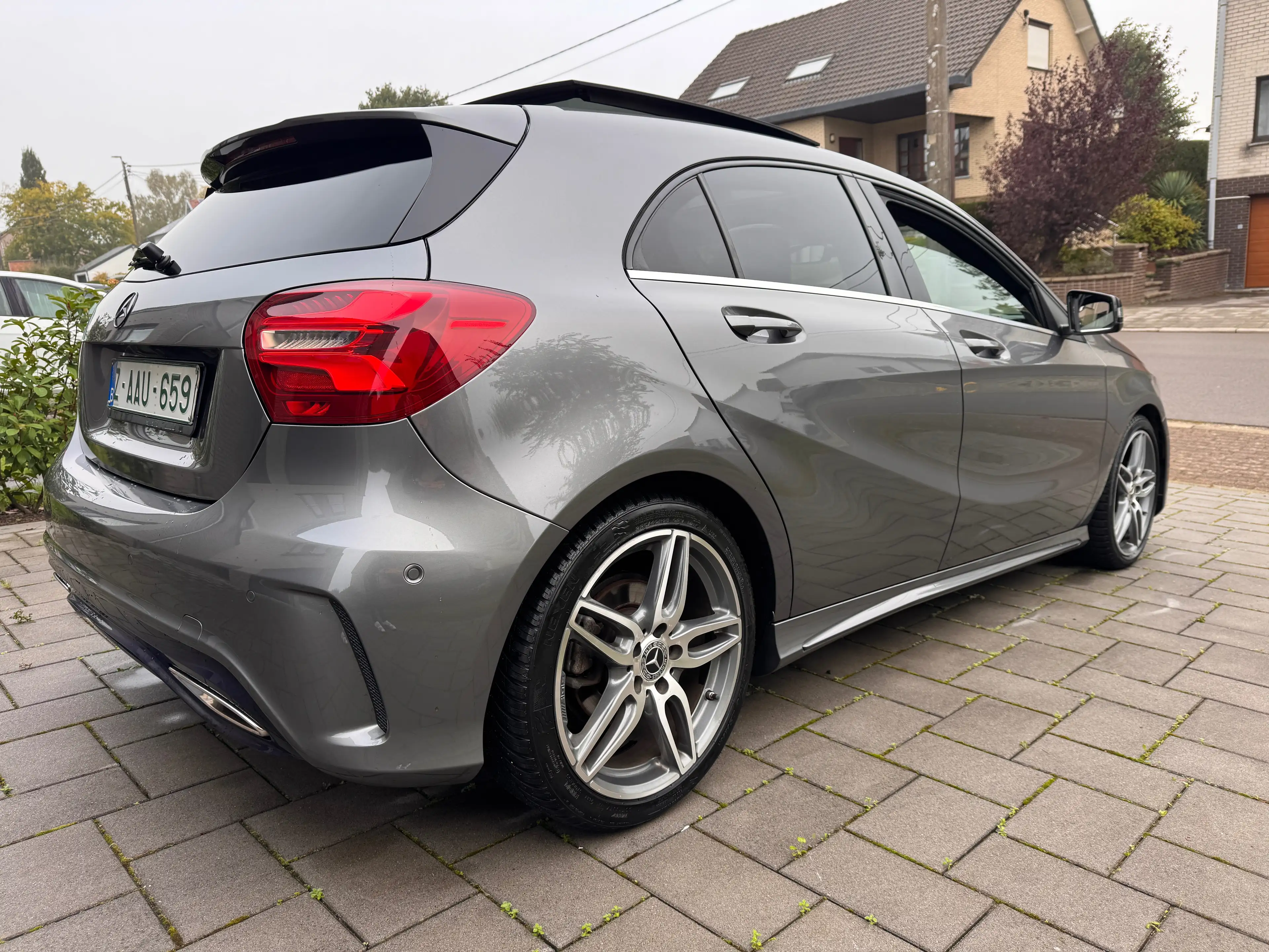 Mercedes-Benz A 180 Pack /////AMG - Facelift - Panorama- Camera — photo 5