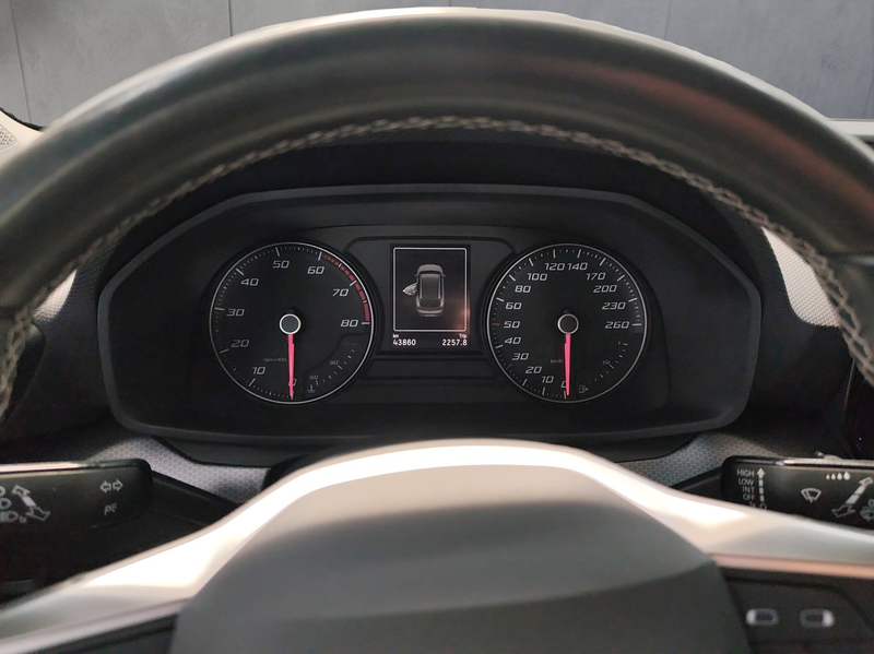 SEAT Leon Style 1.0 TSI 110 PS — photo 9