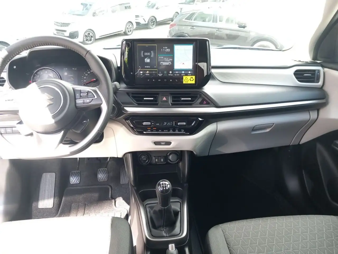 Suzuki Swift Comfort Facelift LED Rückfahrkamera 14