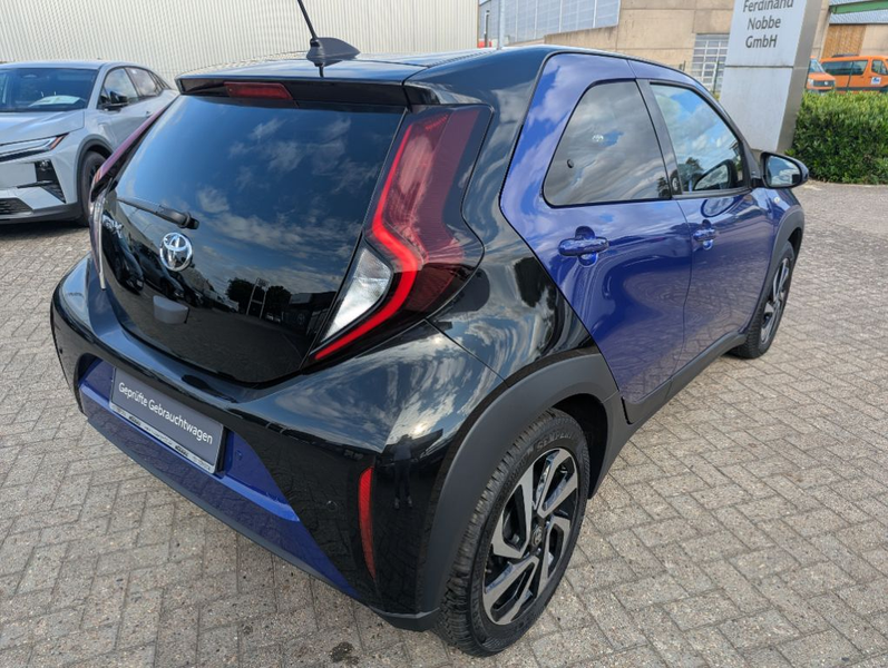 Toyota Aygo X S-CVT Team D LED, PDC, Allwetter — photo 4