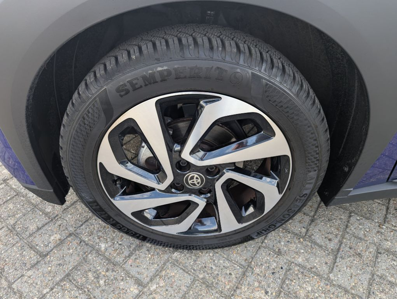 Toyota Aygo X S-CVT Team D LED, PDC, Allwetter — photo 6