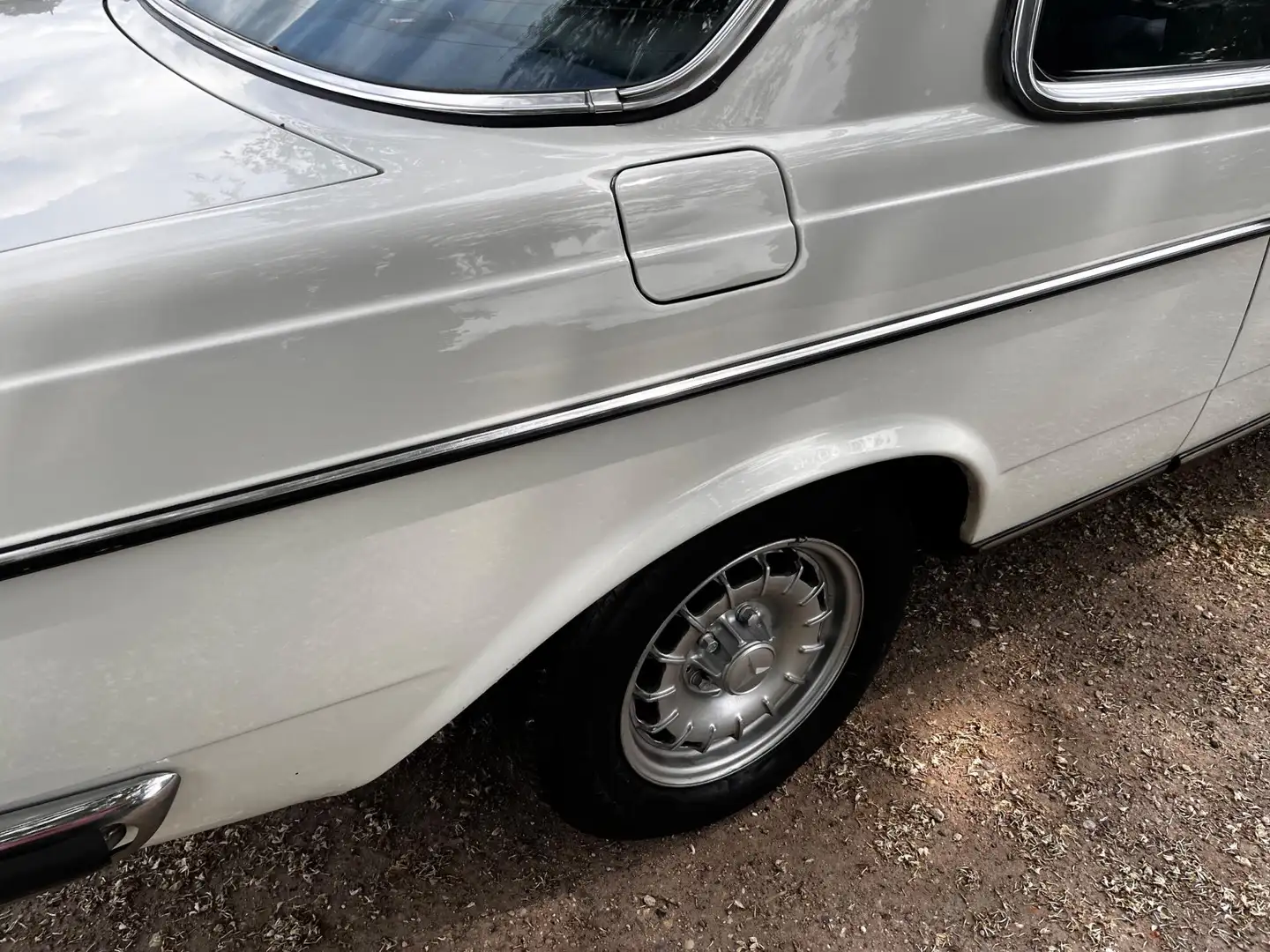 Mercedes-Benz CE 280 200-280 (W123) 230 Blanc - 2