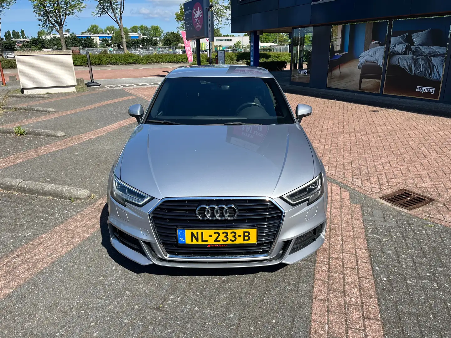 Audi A3 A3 1.0 TFSI Sportback S-line Edition Zilver - 2