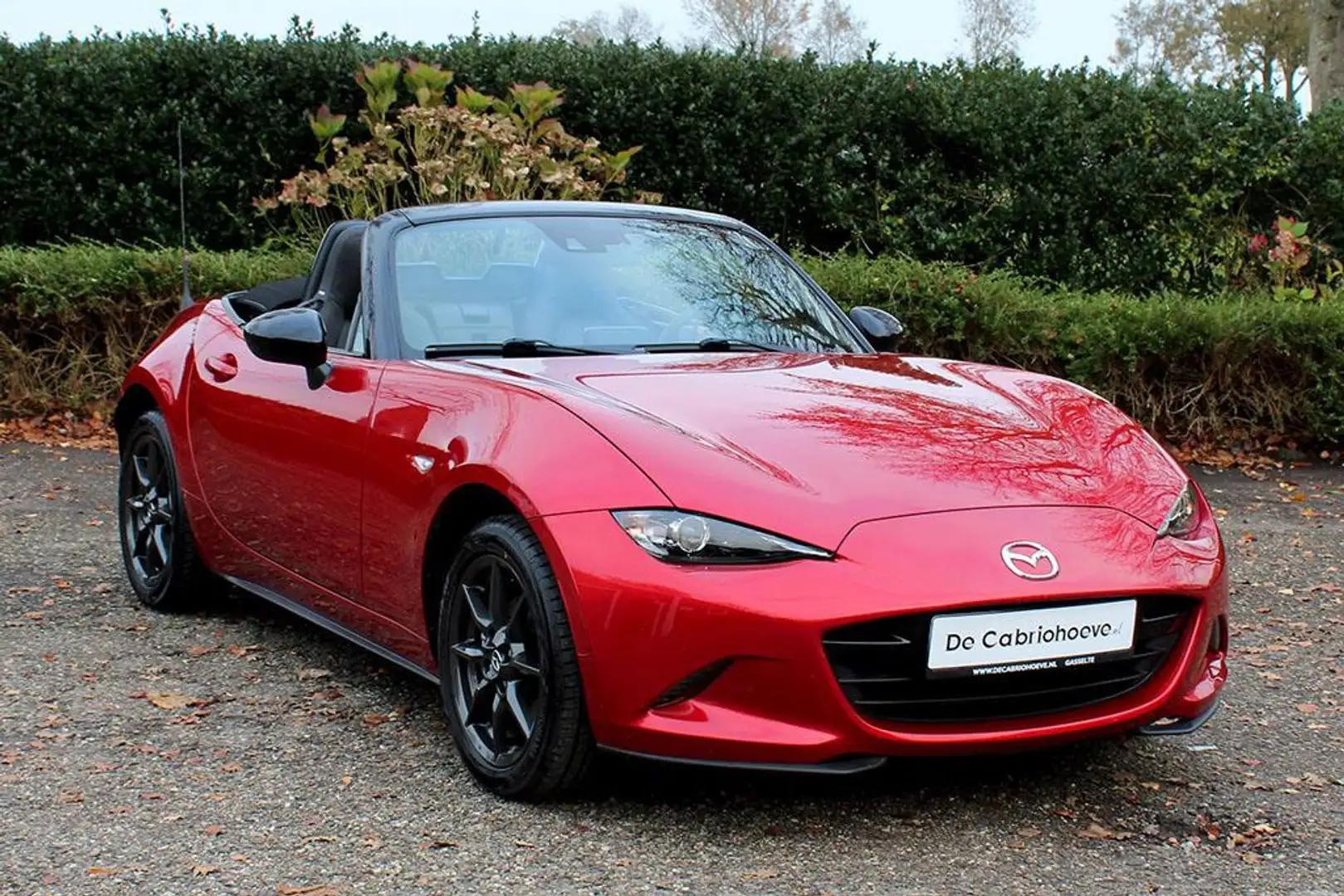 Mazda MX-5 ND 1.5l SkyActiv-G 131 GT-M Soul Red Metallic Rouge - 1