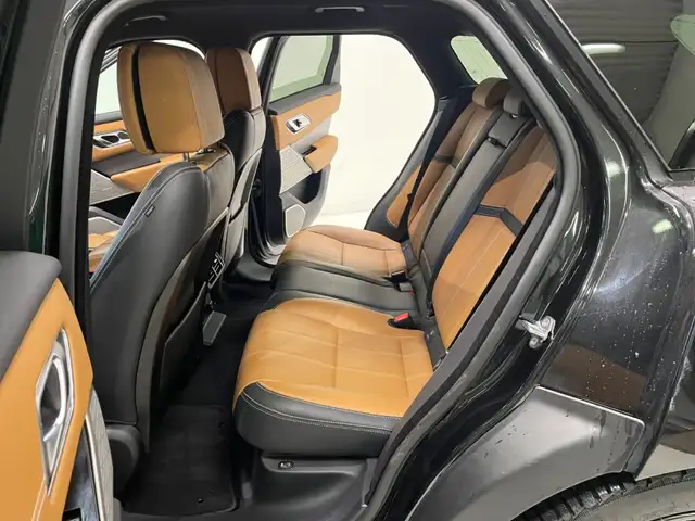 Land Rover Range Rover Velar view 7