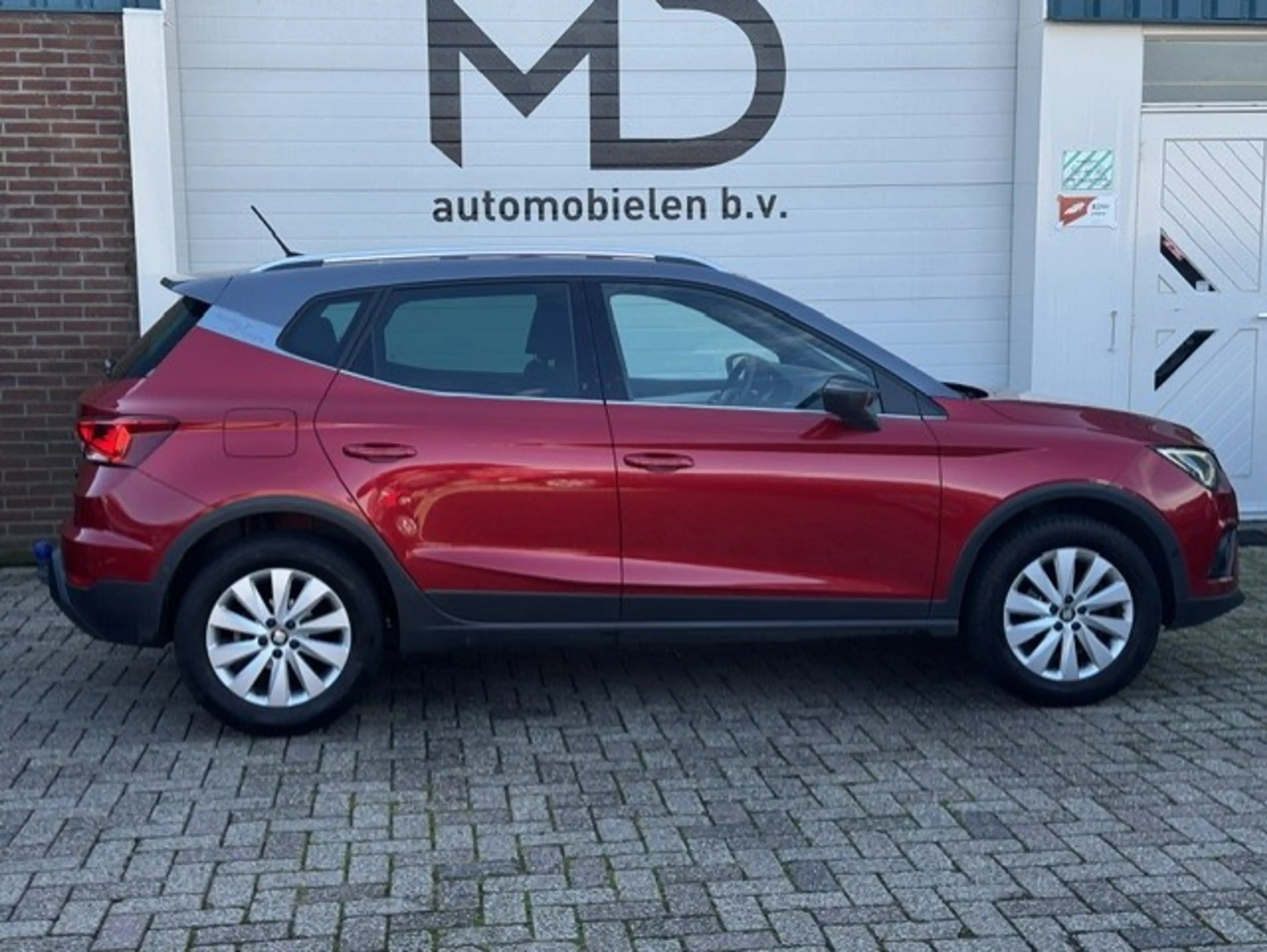 SEAT Arona 1.0 TSI Xcellence DSG -Dealer onderhouden-1e eigen — photo 4