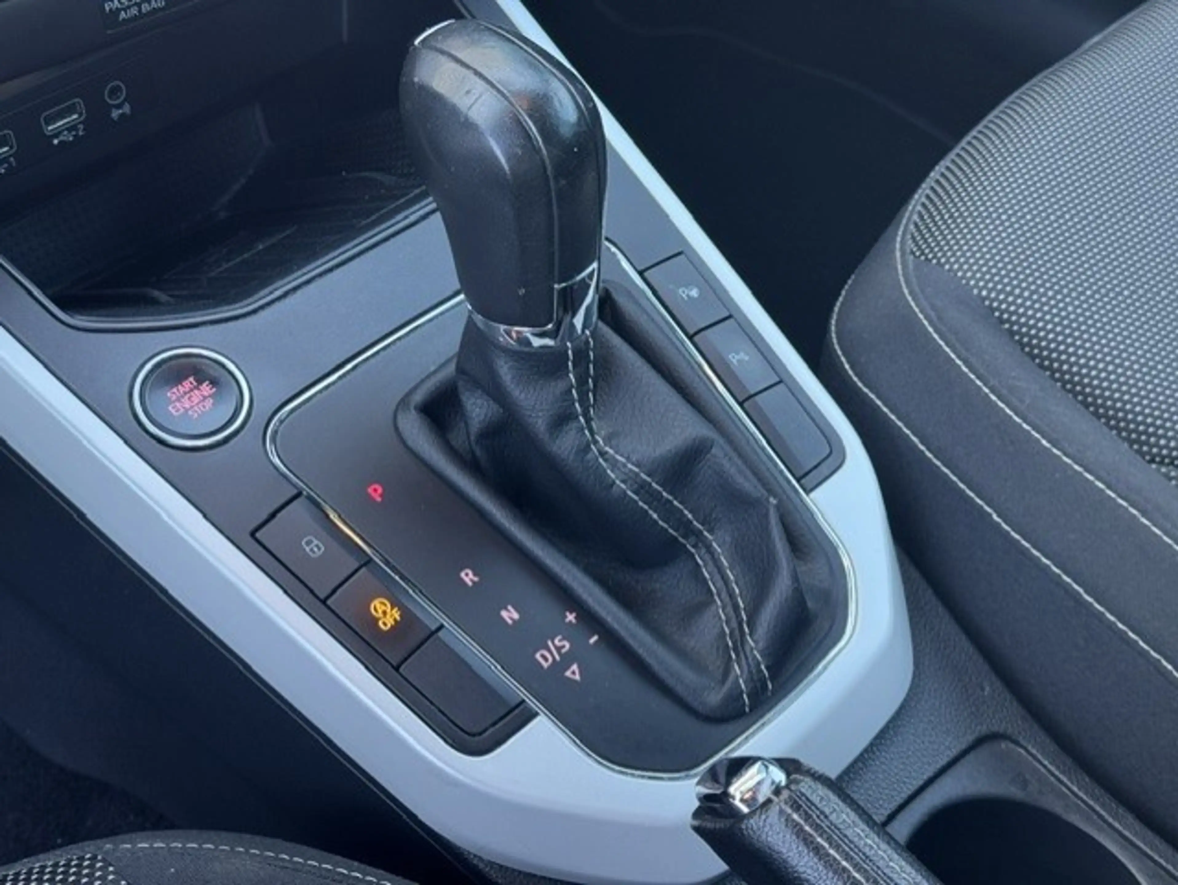 SEAT Arona 1.0 TSI Xcellence DSG -Dealer onderhouden-1e eigen — photo 16