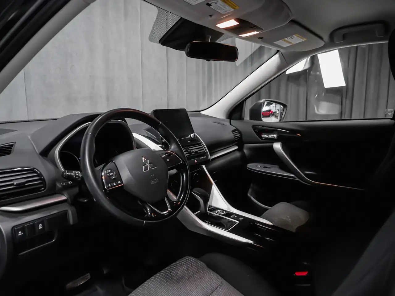 Mitsubishi Eclipse Cross снимка Mitsubishi Eclipse Cross