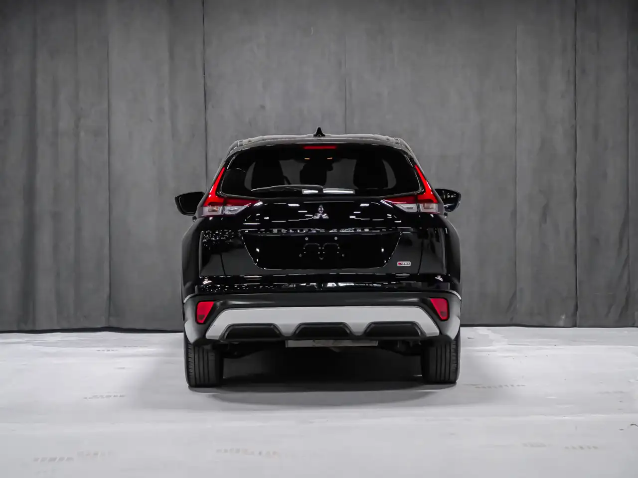 Mitsubishi Eclipse Cross снимка Mitsubishi Eclipse Cross