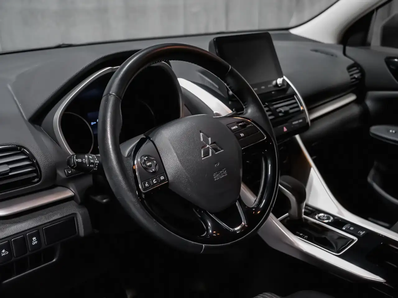 Mitsubishi Eclipse Cross снимка Mitsubishi Eclipse Cross