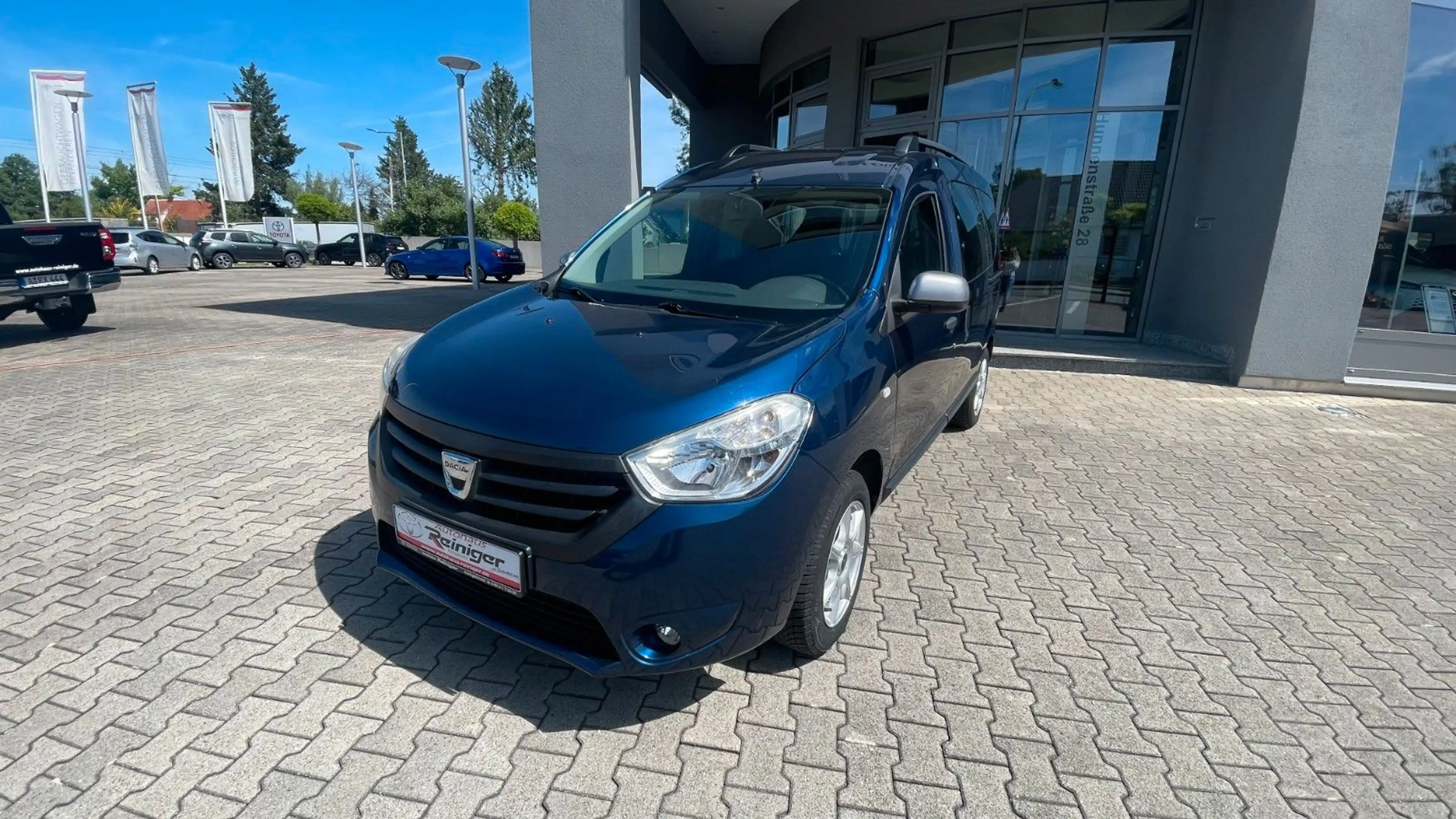 Dacia Dokker Celebration*Klima,Navi,Bluetooth,Tempomat — photo 2