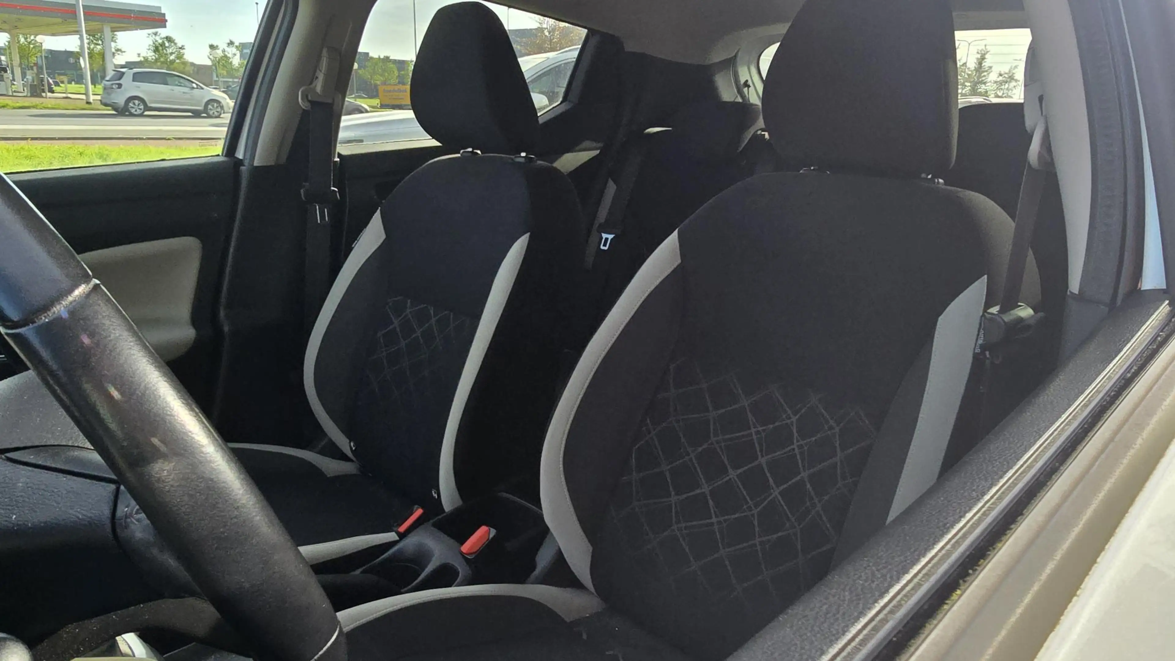 Nissan Micra 1.0 IG-T N-Connecta |NAP|Cruise|Airco — photo 4