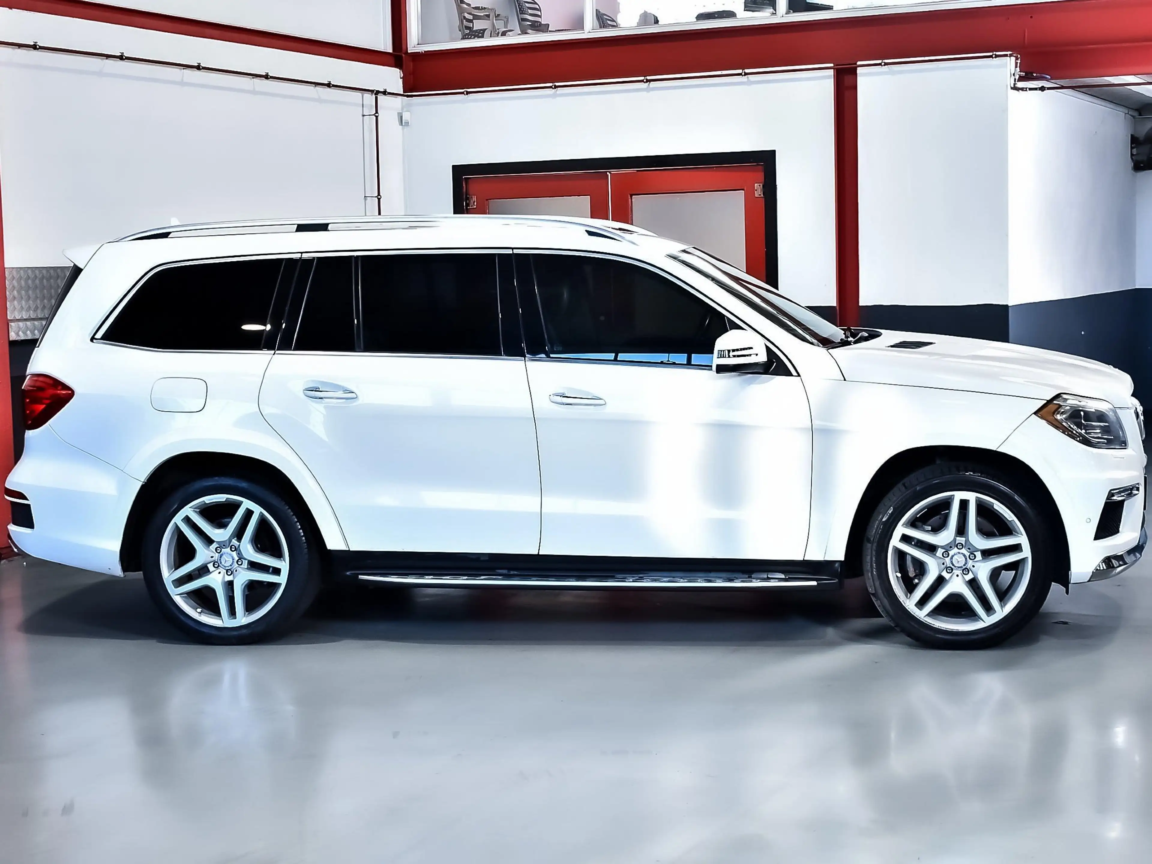 Mercedes-Benz GL 500 GL550 4matic Twin Turbo 4.7L V8 429PK  7seats — photo 3