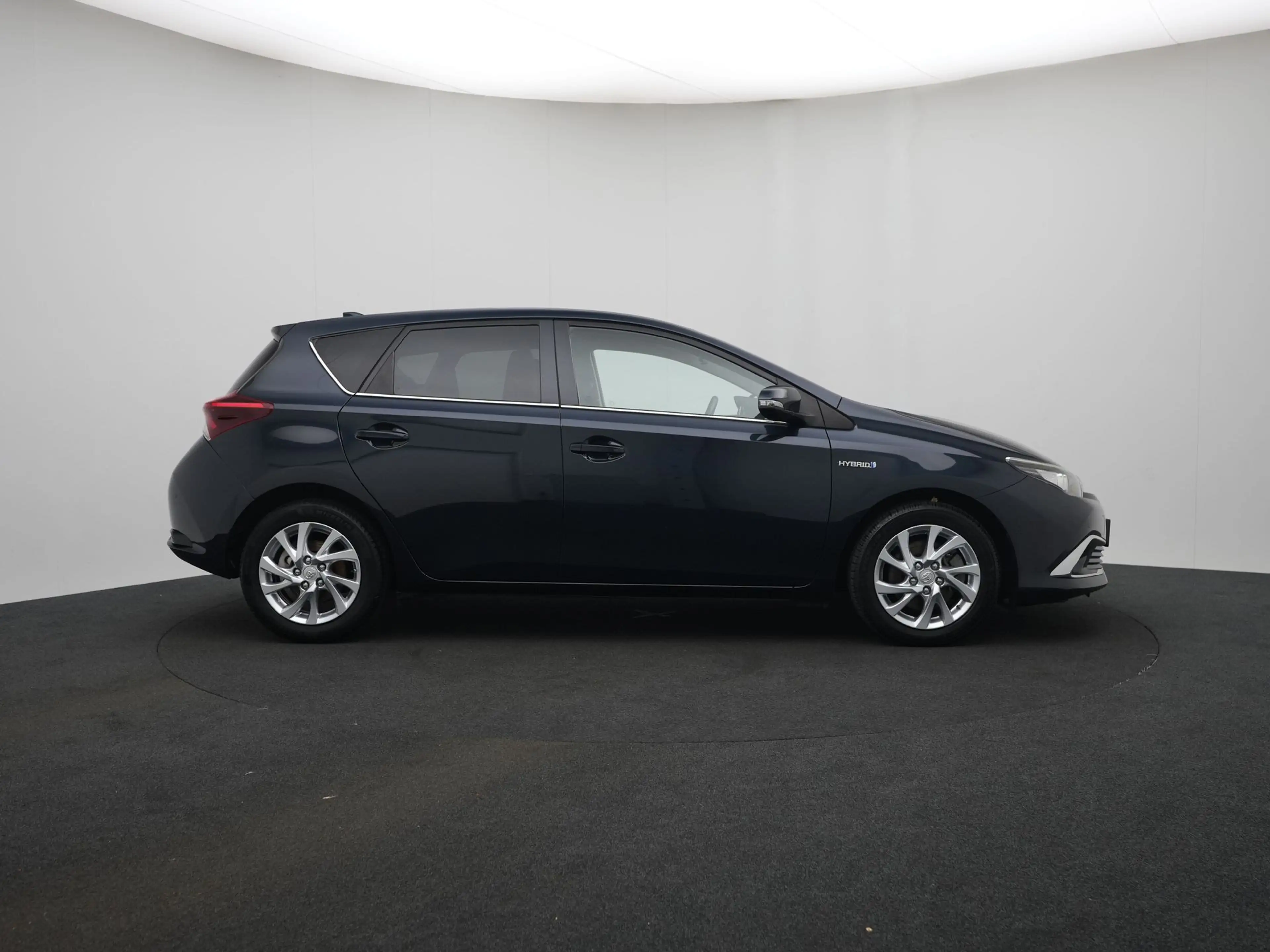 Toyota Auris 1.8 Hybrid Executive | Parkeersensoren V+A | Navig — photo 11