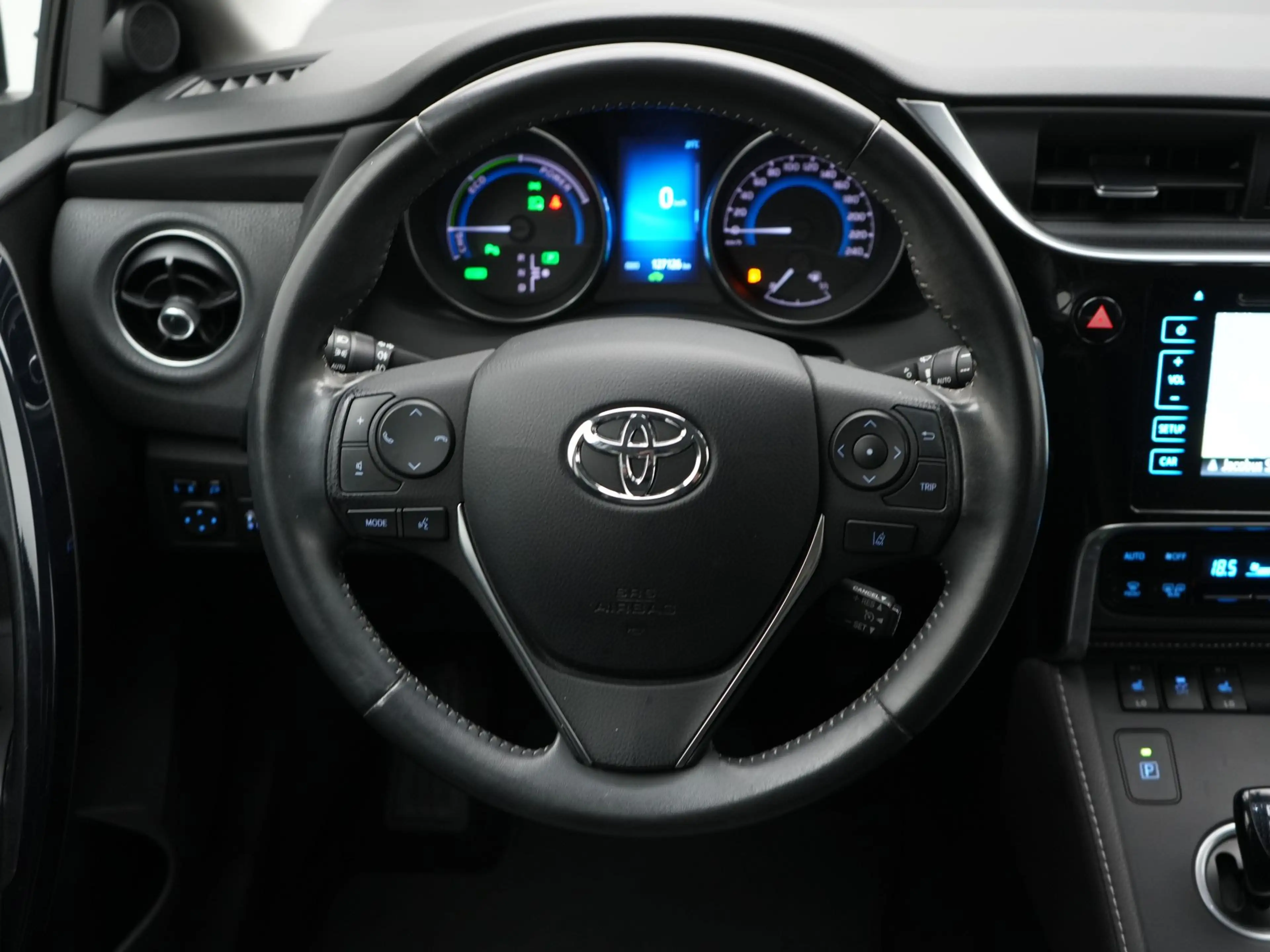Toyota Auris 1.8 Hybrid Executive | Parkeersensoren V+A | Navig — photo 5