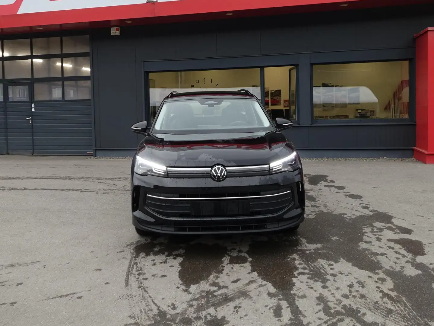 Volkswagen Tiguan 2.0 TDI Life "LED,Kamera" Schwarz - 2
