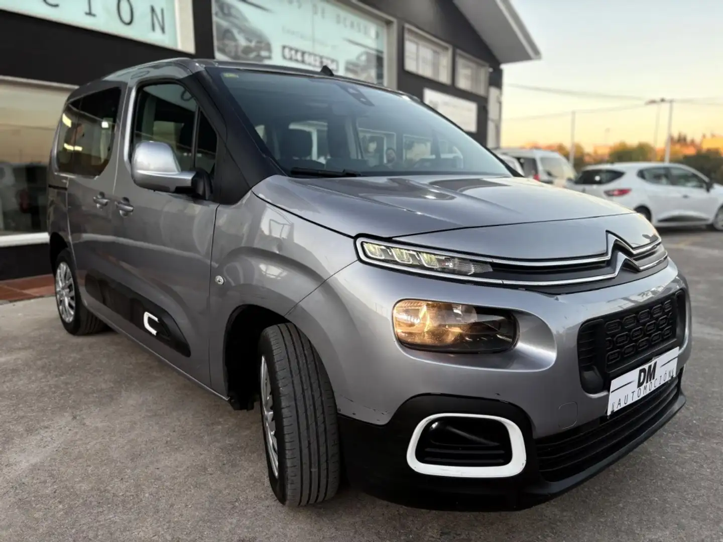 Citroen Berlingo BlueHDi Talla M Feel 100 Gris - 2