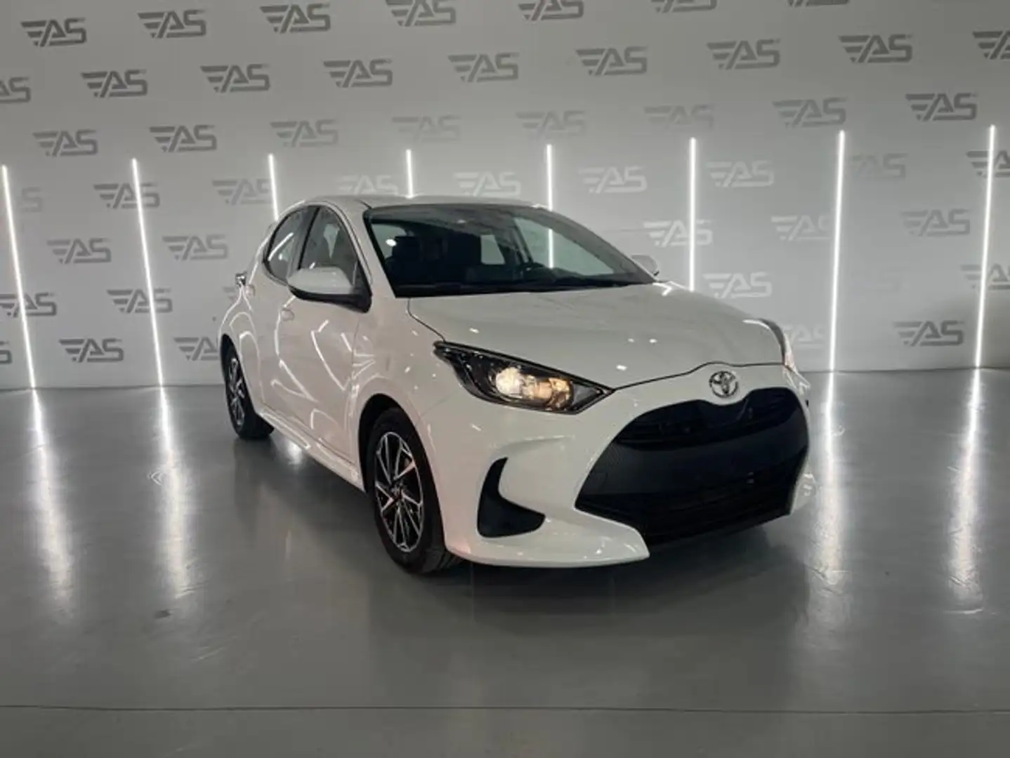 Toyota Yaris 1.5 125cv Blanco - 2