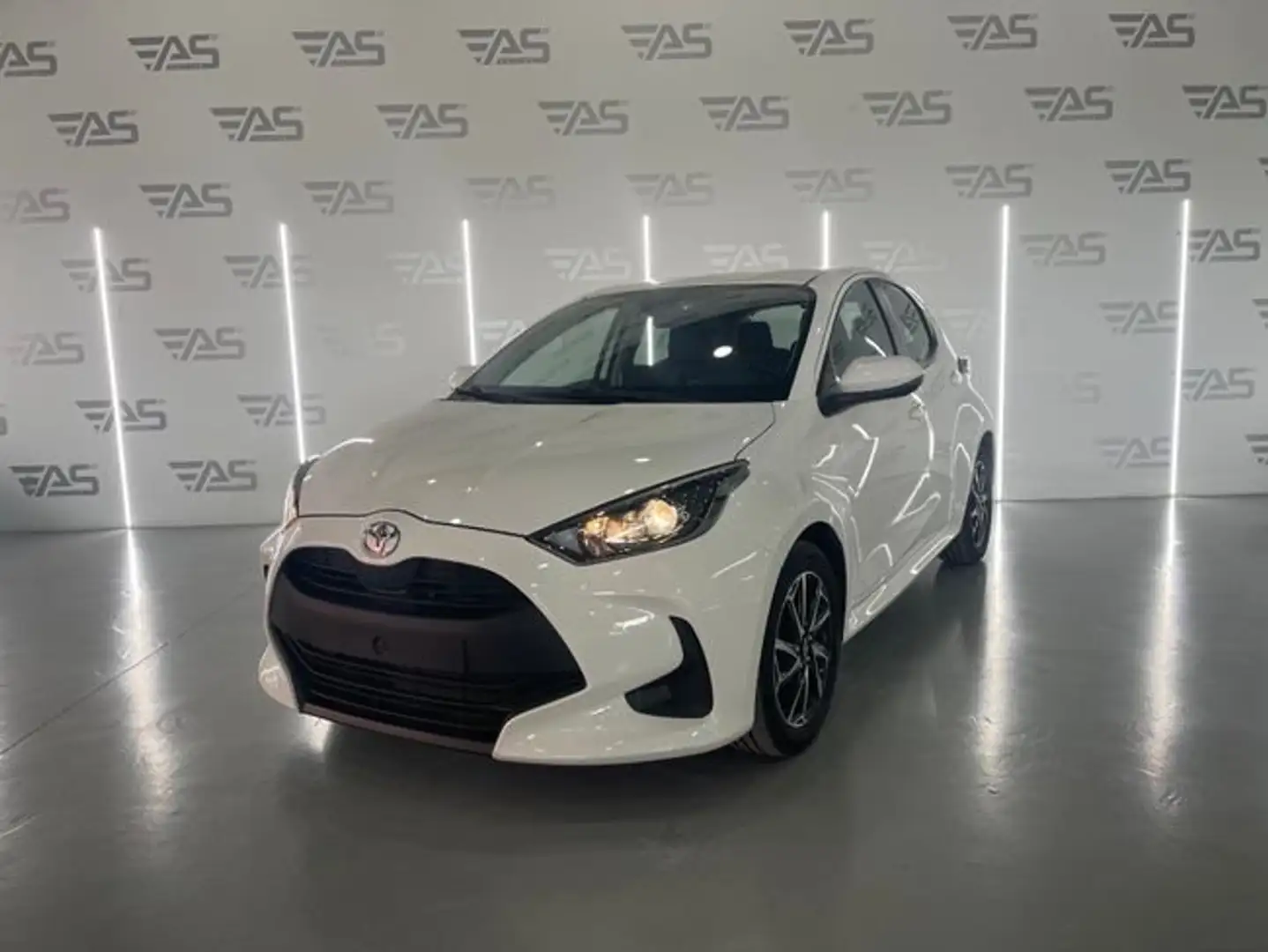 Toyota Yaris 1.5 125cv Blanco - 1
