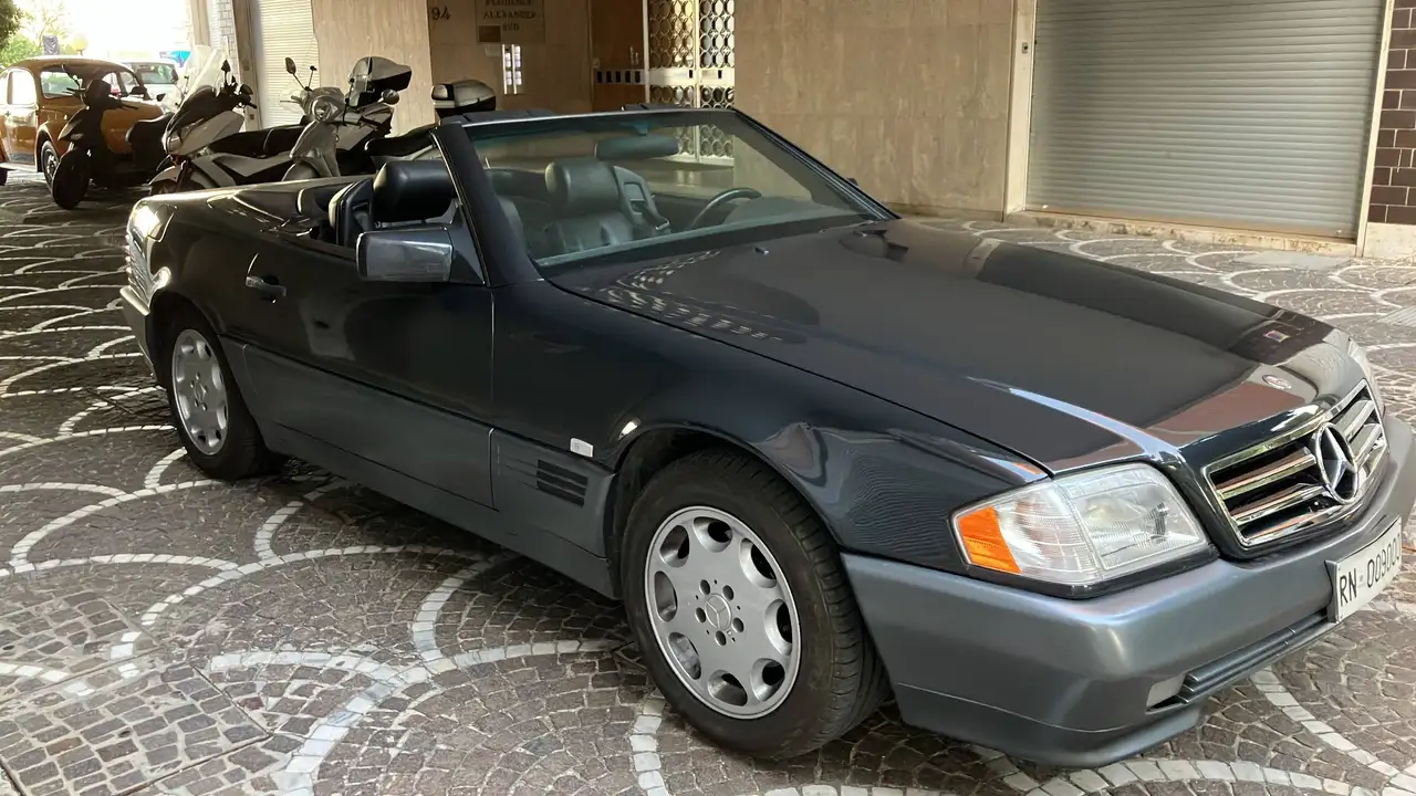 Mercedes-Benz SL 300